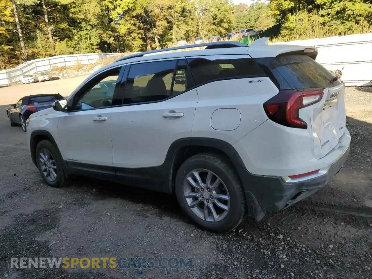 2 Photograph of a damaged car 3GKALVEVXNL223349 GMC TERRAIN 2022