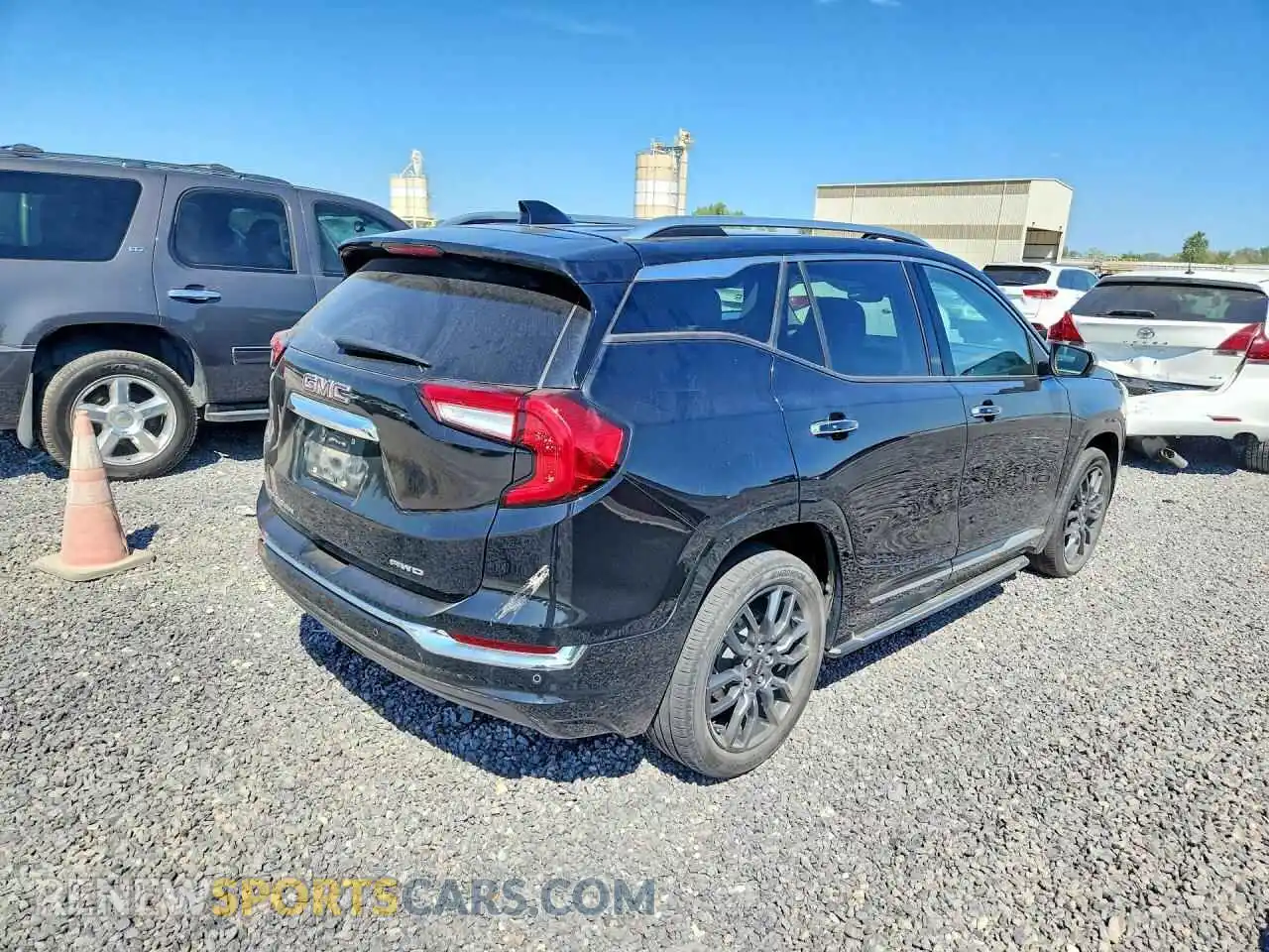 3 Photograph of a damaged car 3GKALXEV0NL293227 GMC TERRAIN 2022