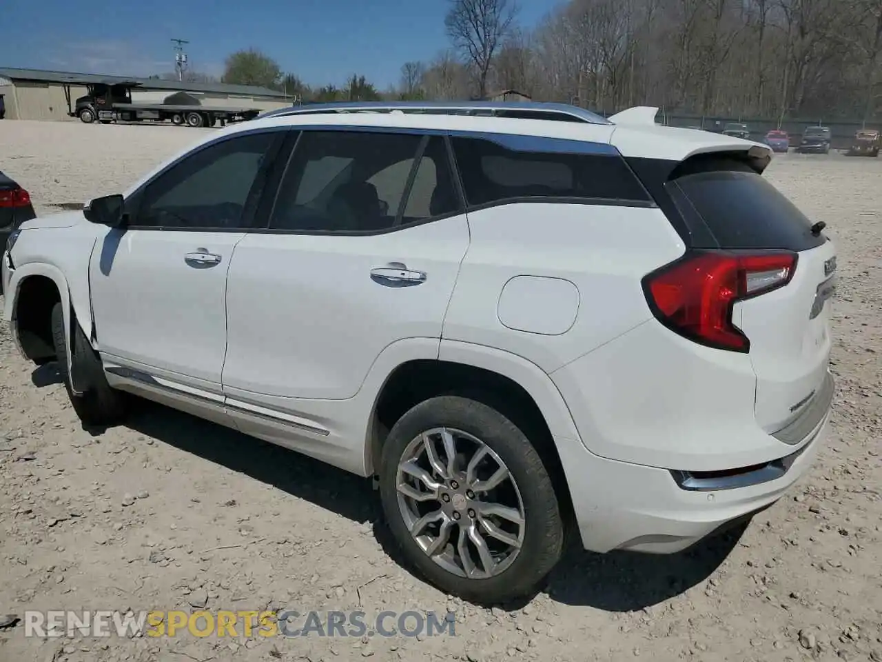2 Photograph of a damaged car 3GKALXEV2NL226743 GMC TERRAIN 2022