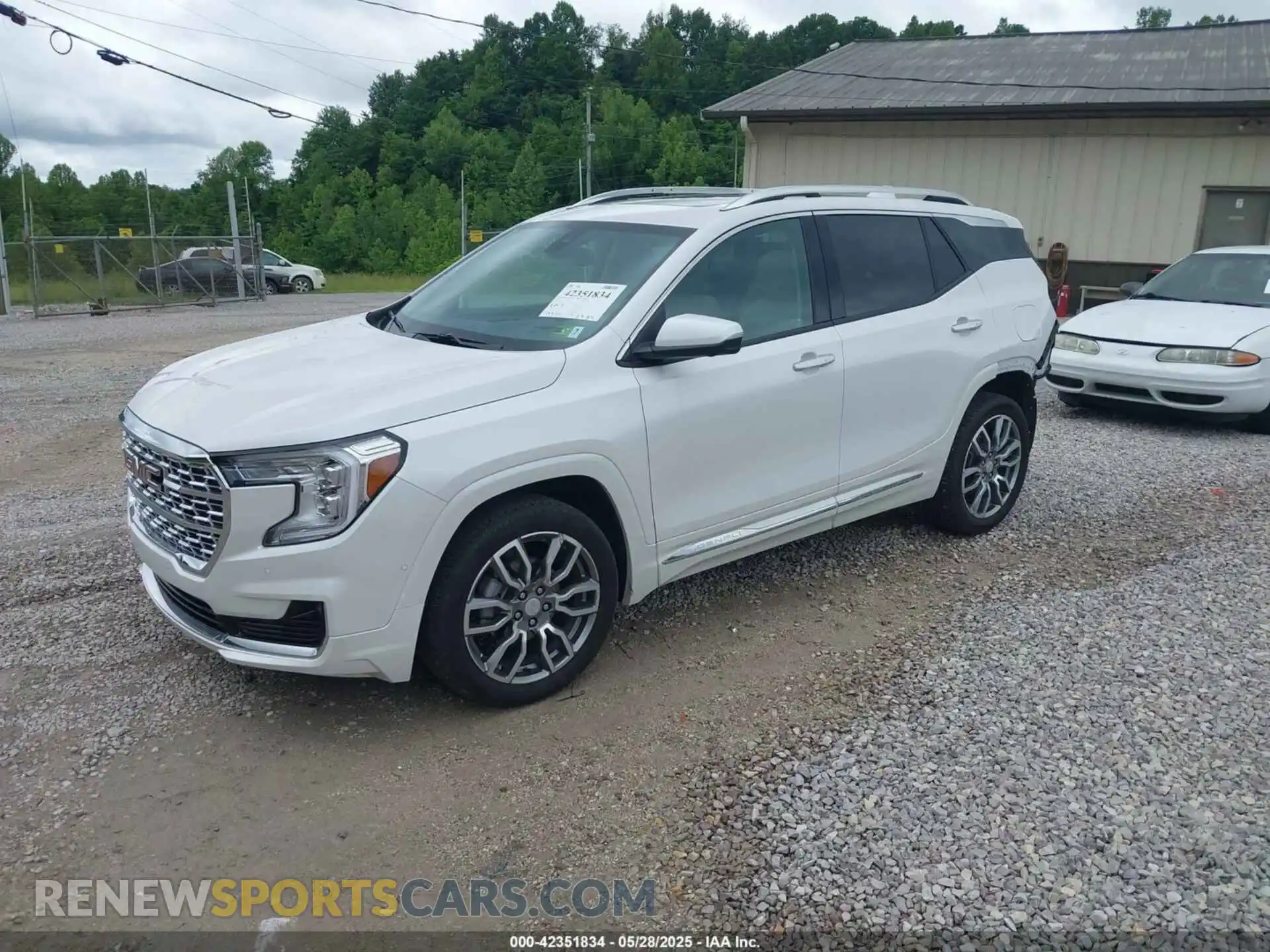 2 Photograph of a damaged car 3GKALXEV7NL295573 GMC TERRAIN 2022