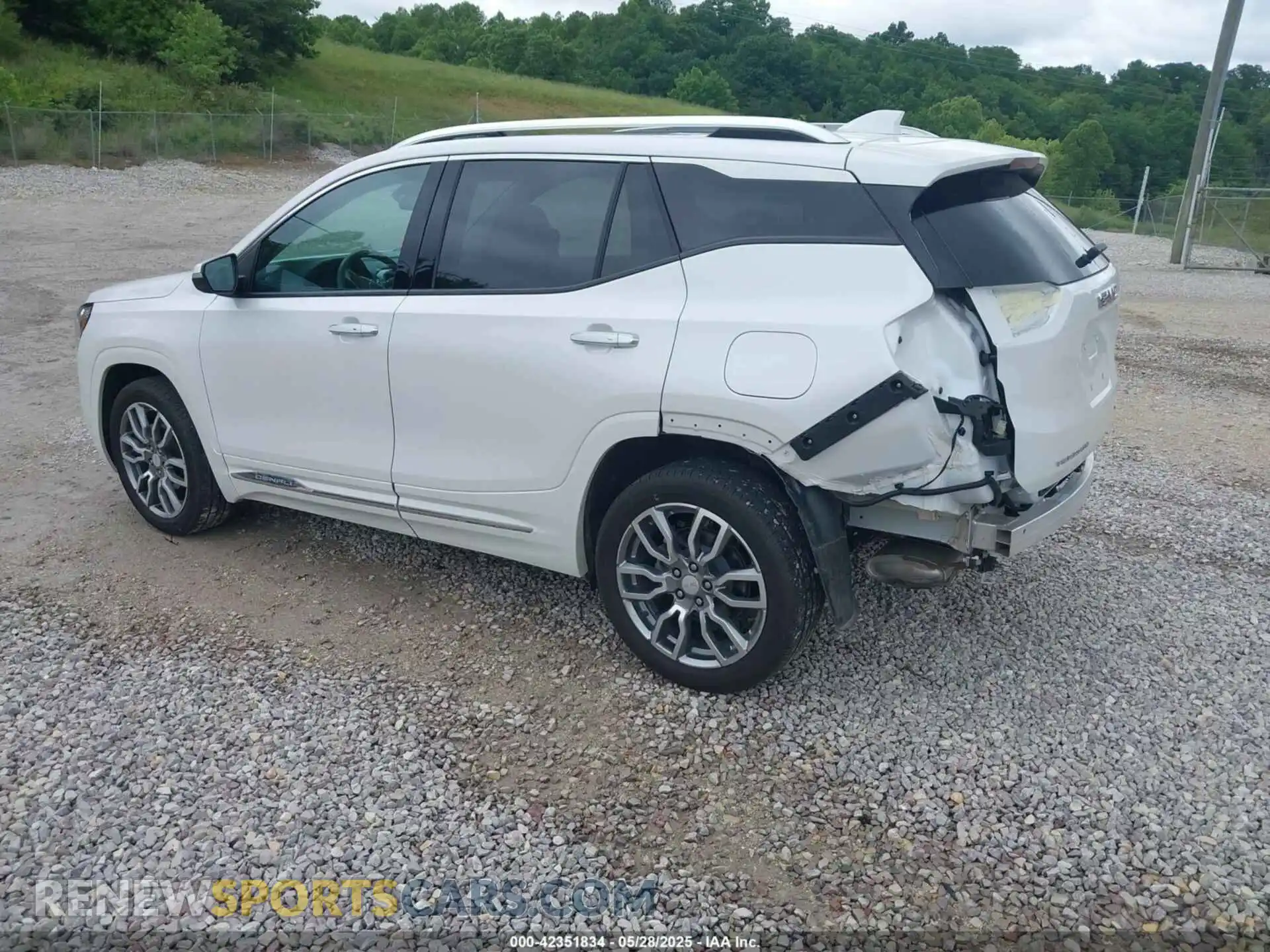 3 Photograph of a damaged car 3GKALXEV7NL295573 GMC TERRAIN 2022