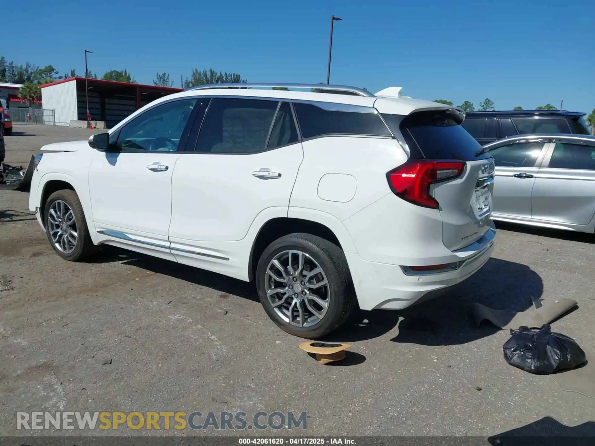 3 Photograph of a damaged car 3GKALXEV8NL286266 GMC TERRAIN 2022