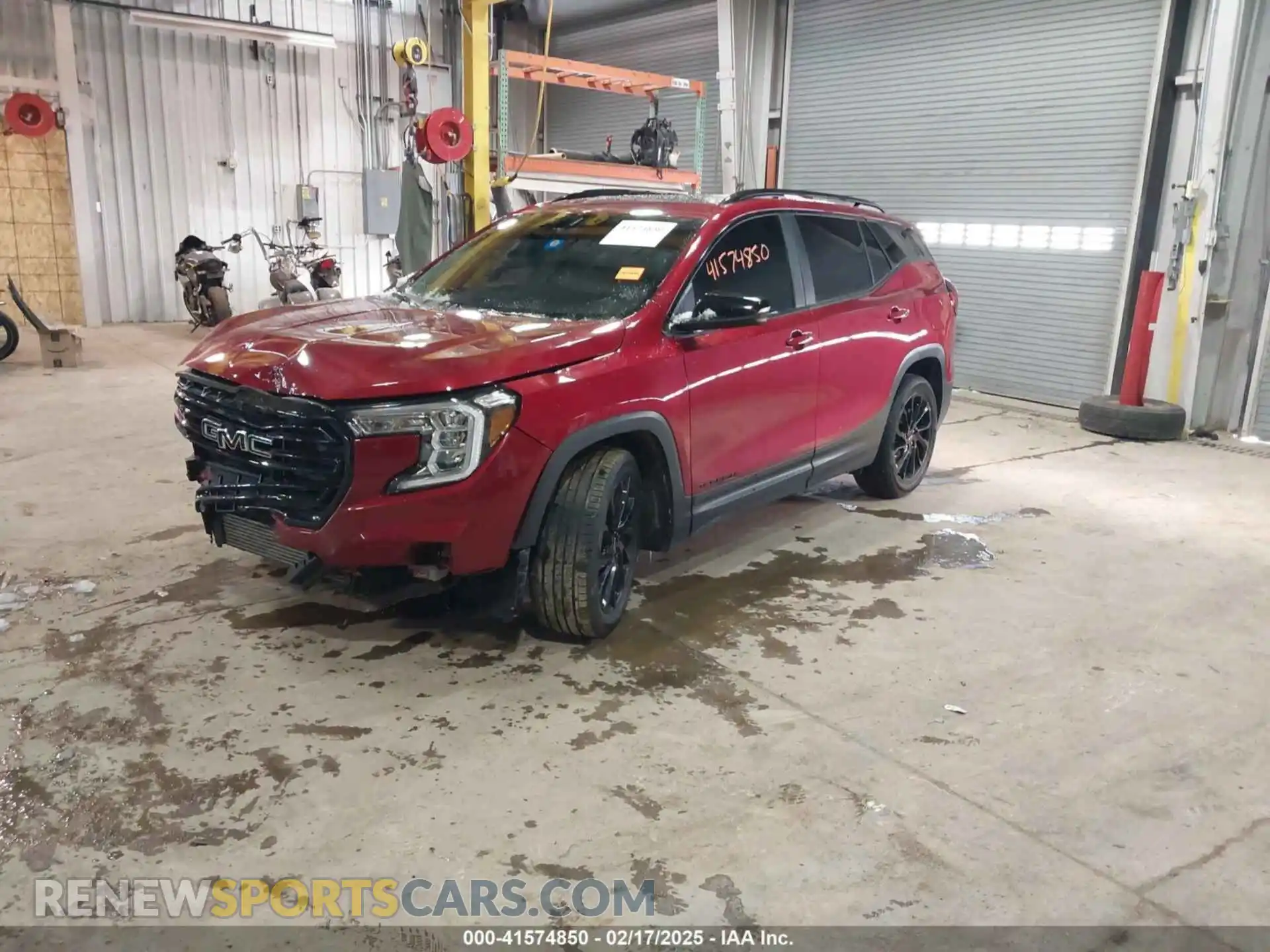 2 Photograph of a damaged car 3GKALMEG0PL205294 GMC TERRAIN 2023