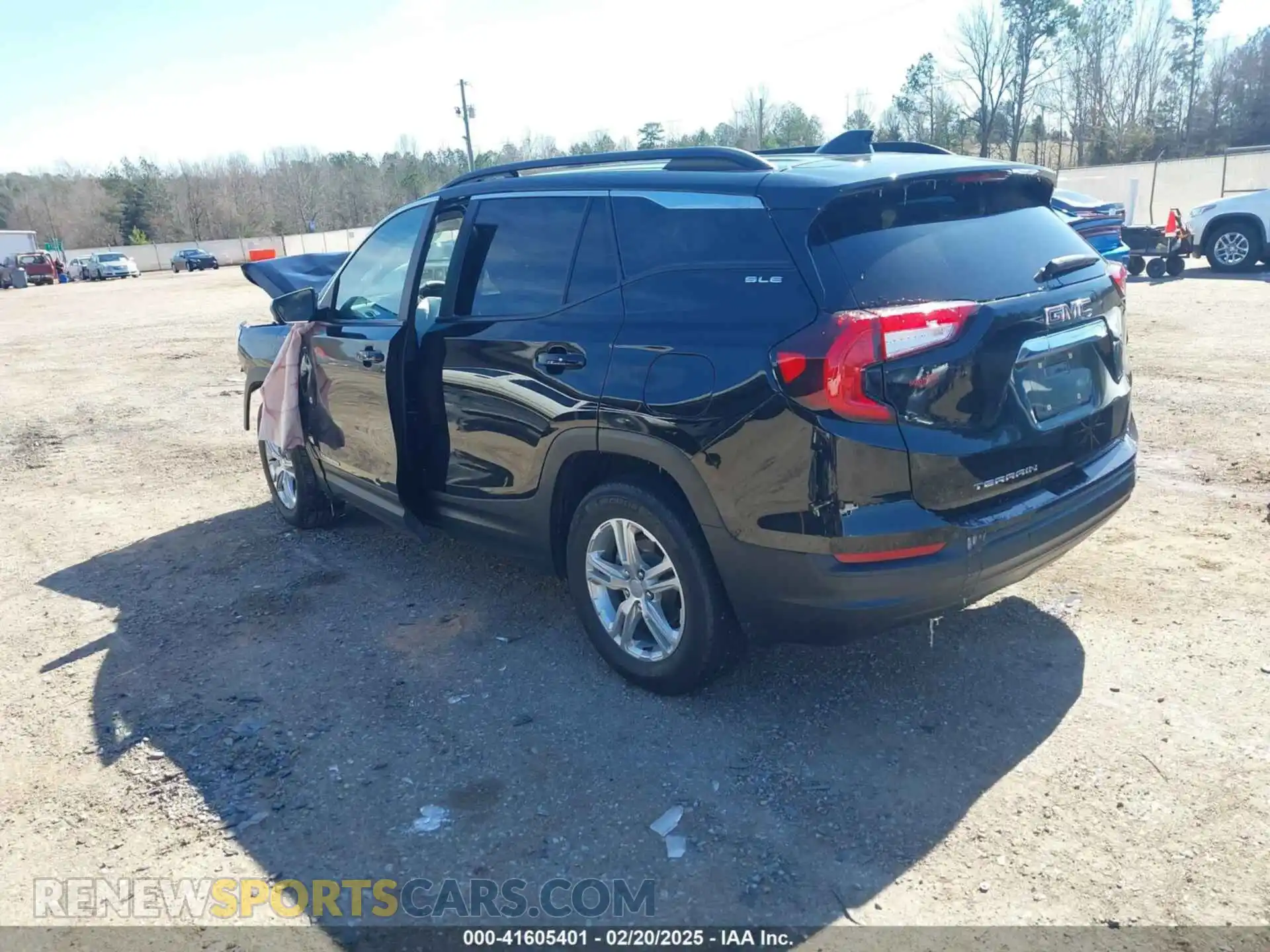 3 Photograph of a damaged car 3GKALMEG0PL255094 GMC TERRAIN 2023
