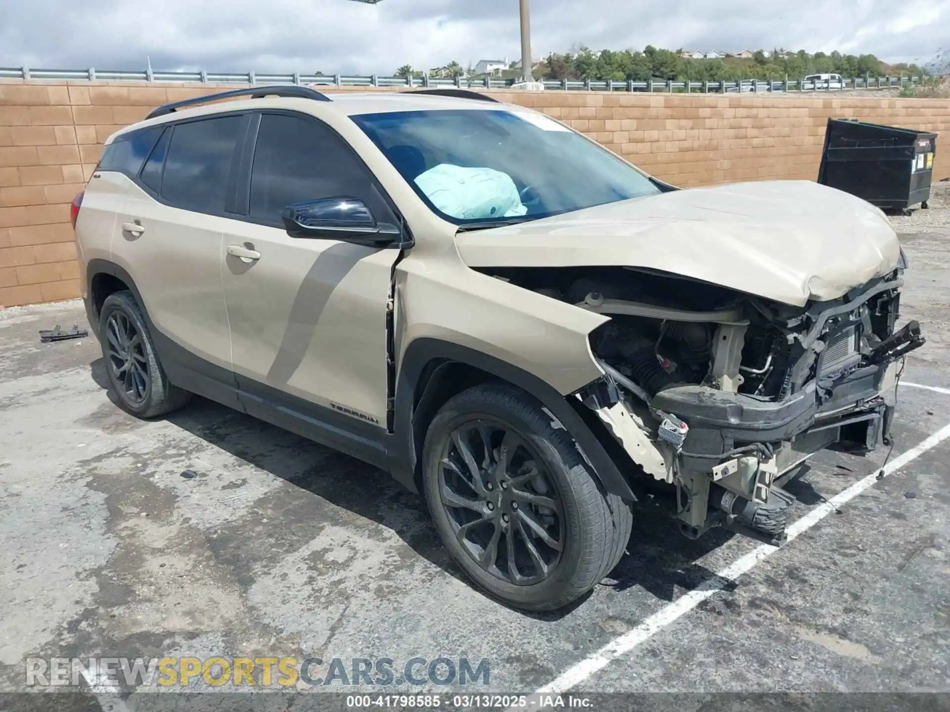 1 Photograph of a damaged car 3GKALMEG1PL144313 GMC TERRAIN 2023
