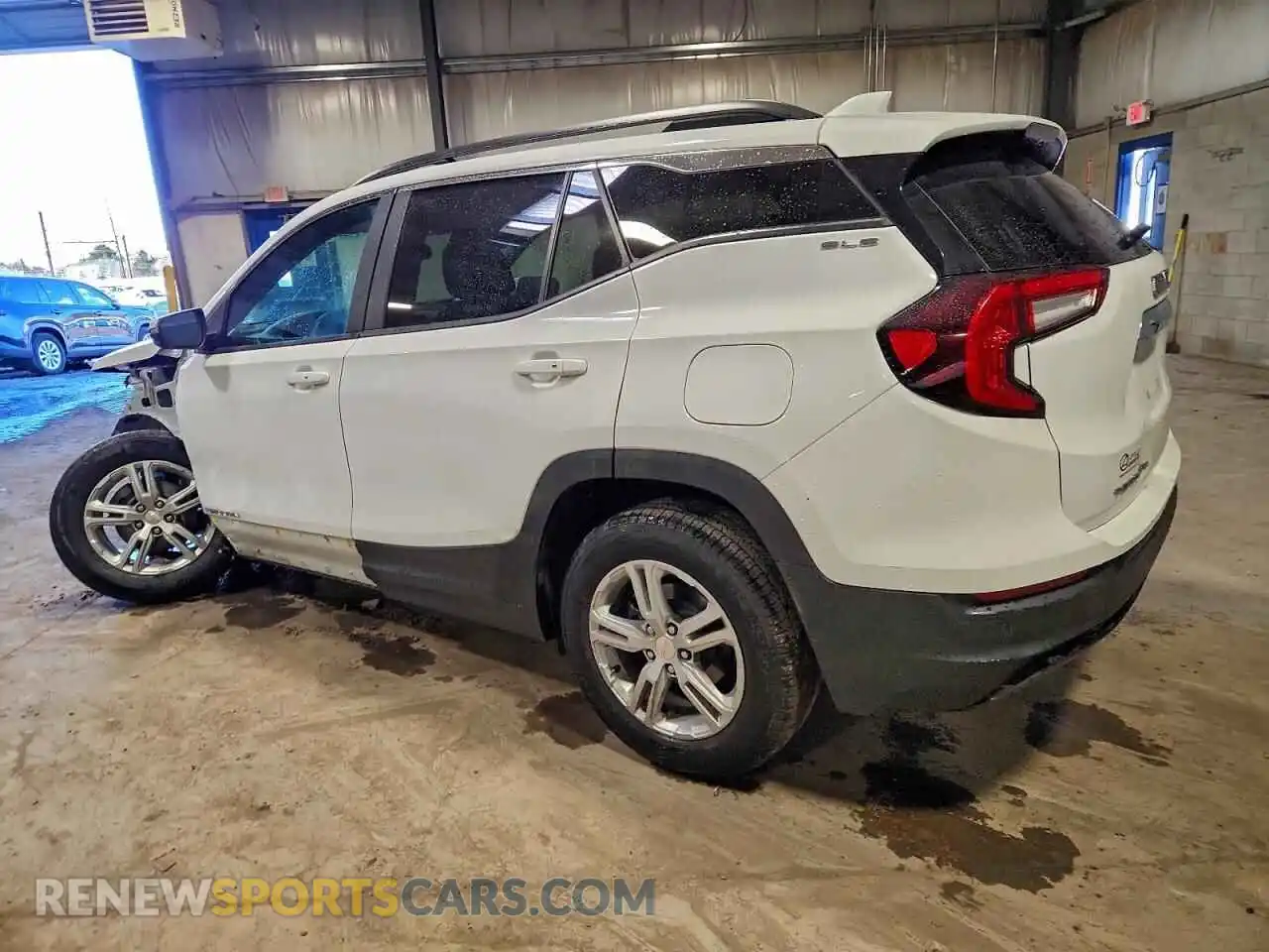 2 Photograph of a damaged car 3GKALMEG2PL110090 GMC TERRAIN 2023