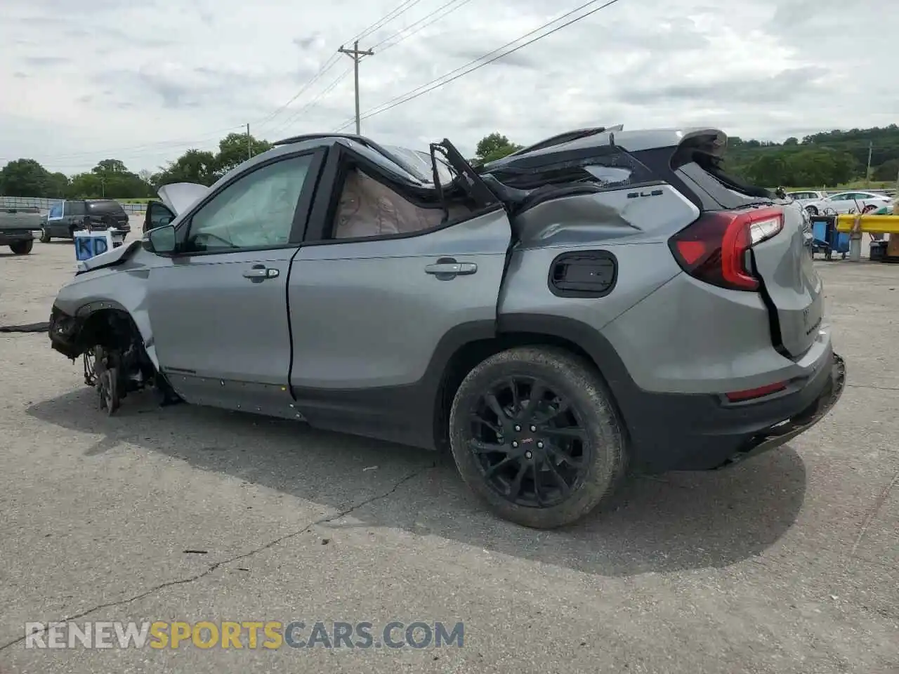 2 Photograph of a damaged car 3GKALMEG2PL117637 GMC TERRAIN 2023
