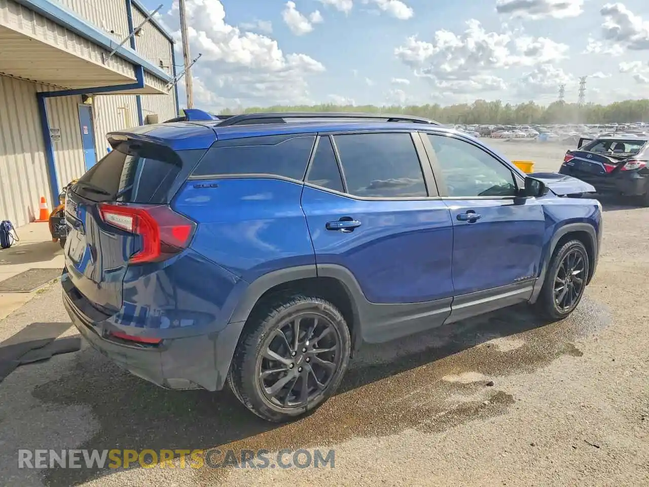 3 Photograph of a damaged car 3GKALMEG2PL168118 GMC TERRAIN 2023