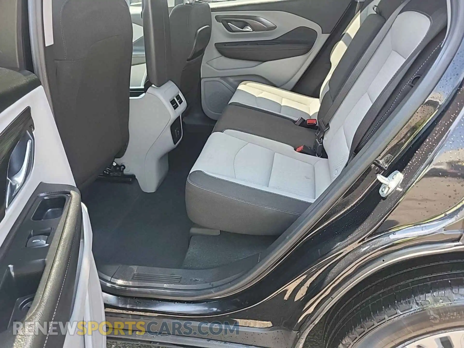 1 Photograph of a damaged car 3GKALMEG4PL181551 GMC TERRAIN 2023