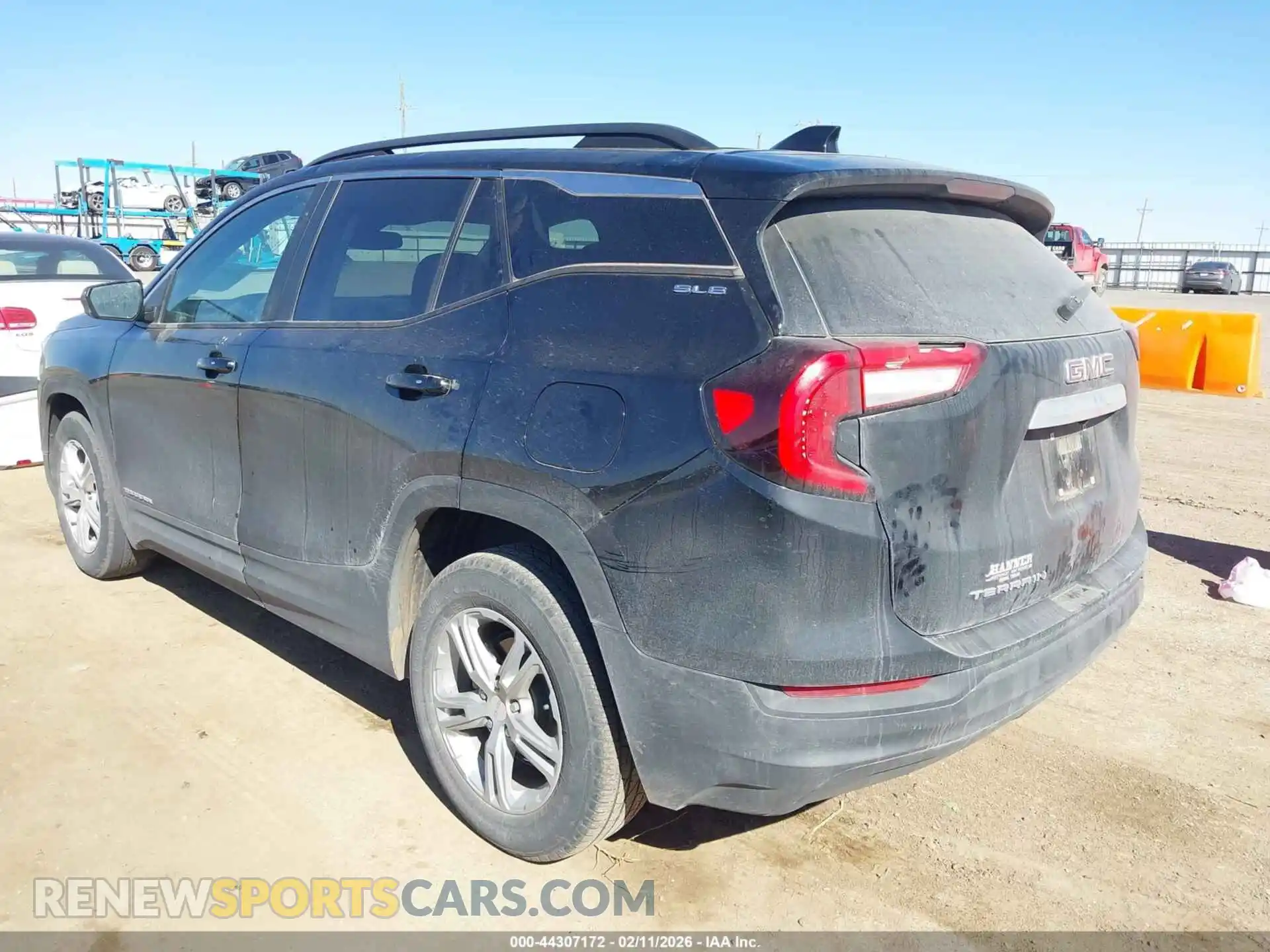 3 Photograph of a damaged car 3GKALMEG8PL118470 GMC TERRAIN 2023