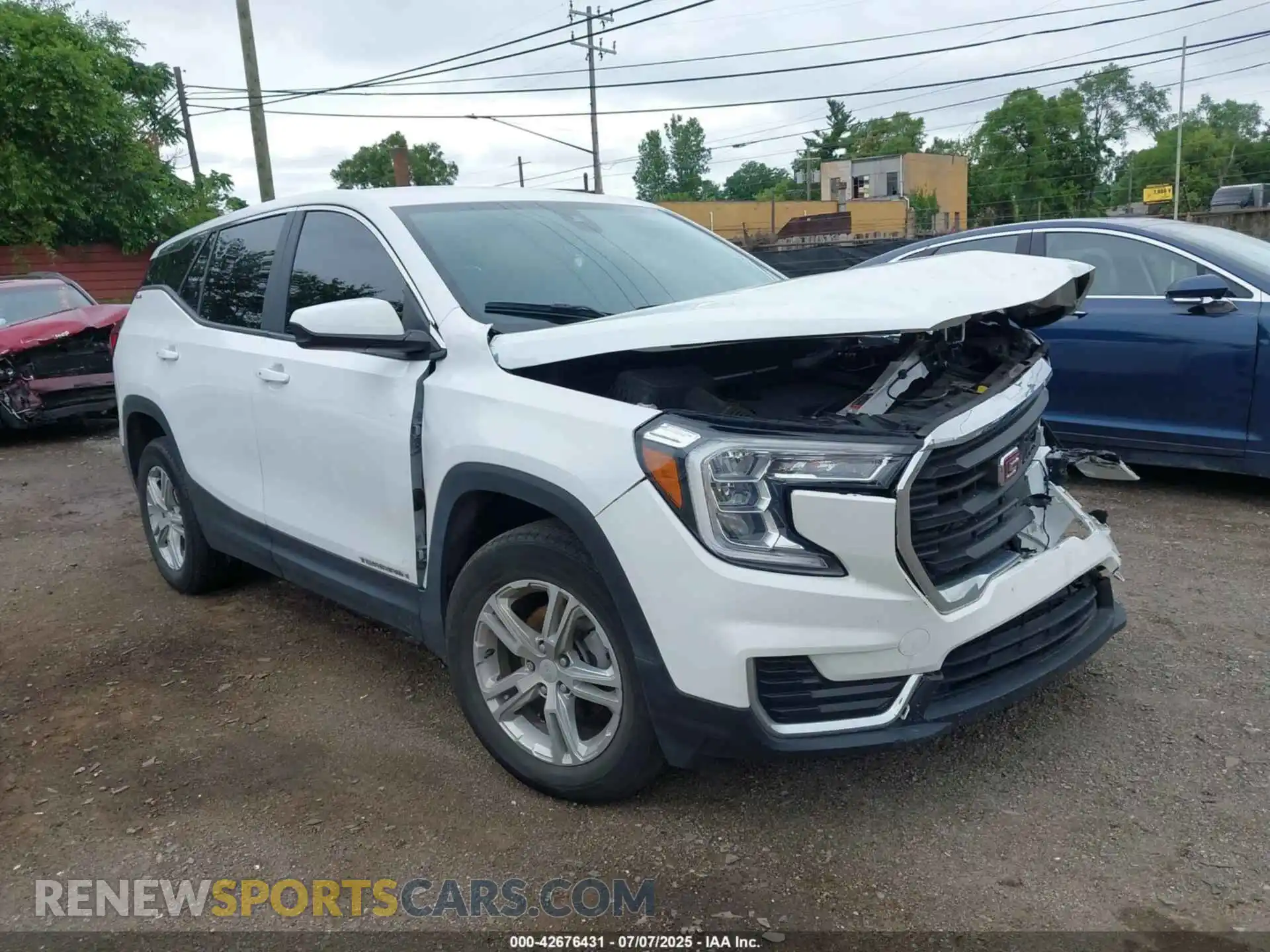 1 Photograph of a damaged car 3GKALMEGXPL226122 GMC TERRAIN 2023