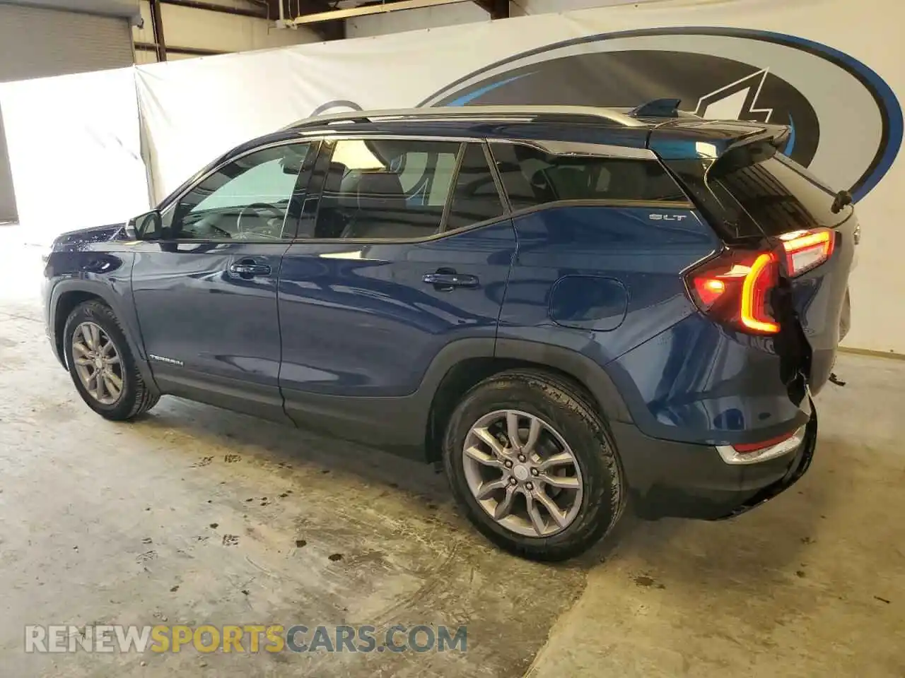 2 fotografías del automóvil dañado 3GKALPEG0PL165445 GMC TERRAIN 2023