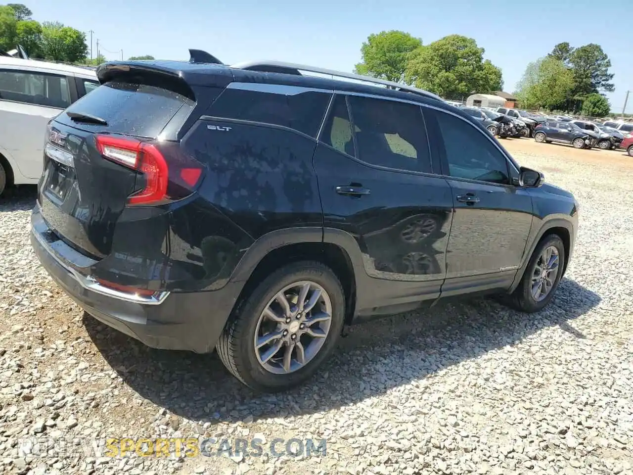 3 Photograph of a damaged car 3GKALPEG1PL103603 GMC TERRAIN 2023
