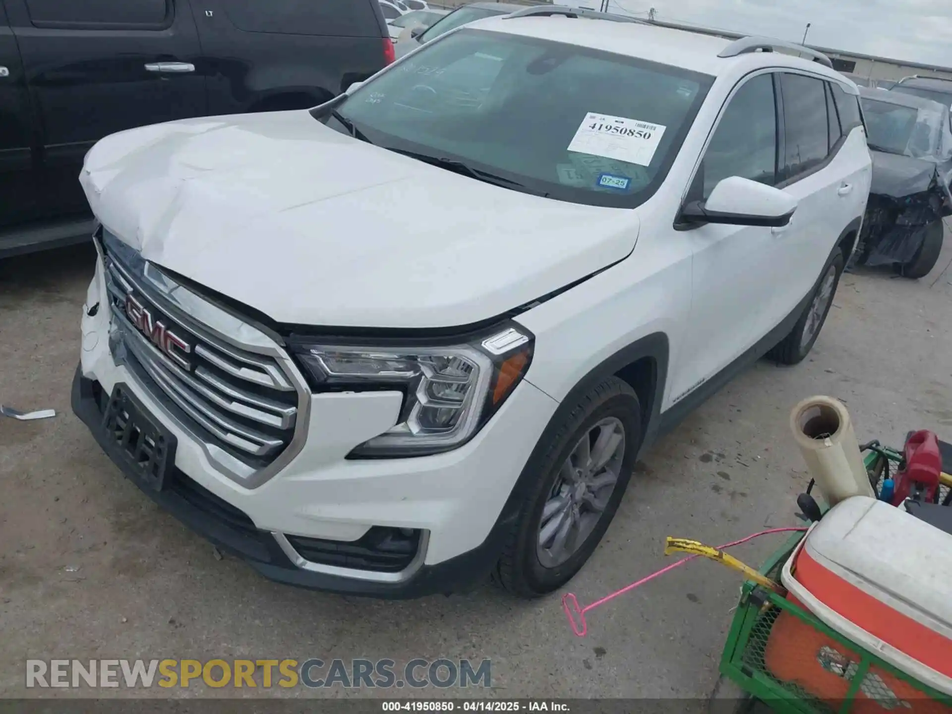 2 Photograph of a damaged car 3GKALPEG2PL259052 GMC TERRAIN 2023