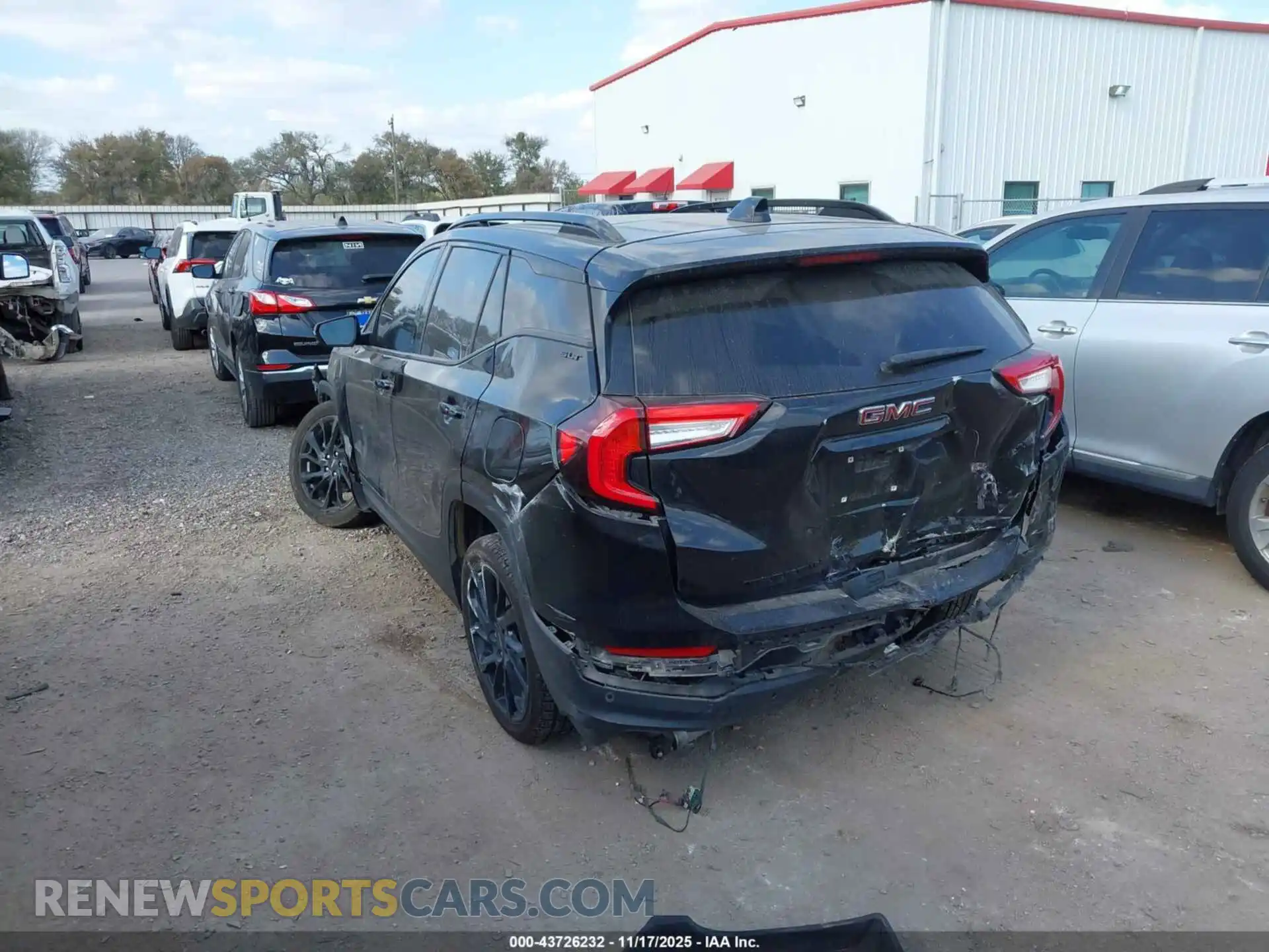 3 Photograph of a damaged car 3GKALPEG5PL168857 GMC TERRAIN 2023