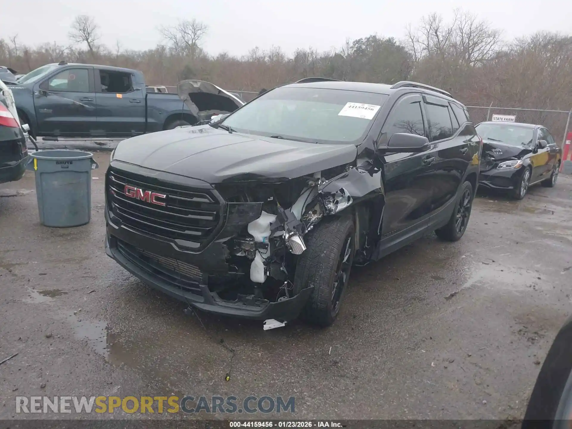 2 fotografías del automóvil dañado 3GKALPEG5PL204949 GMC TERRAIN 2023
