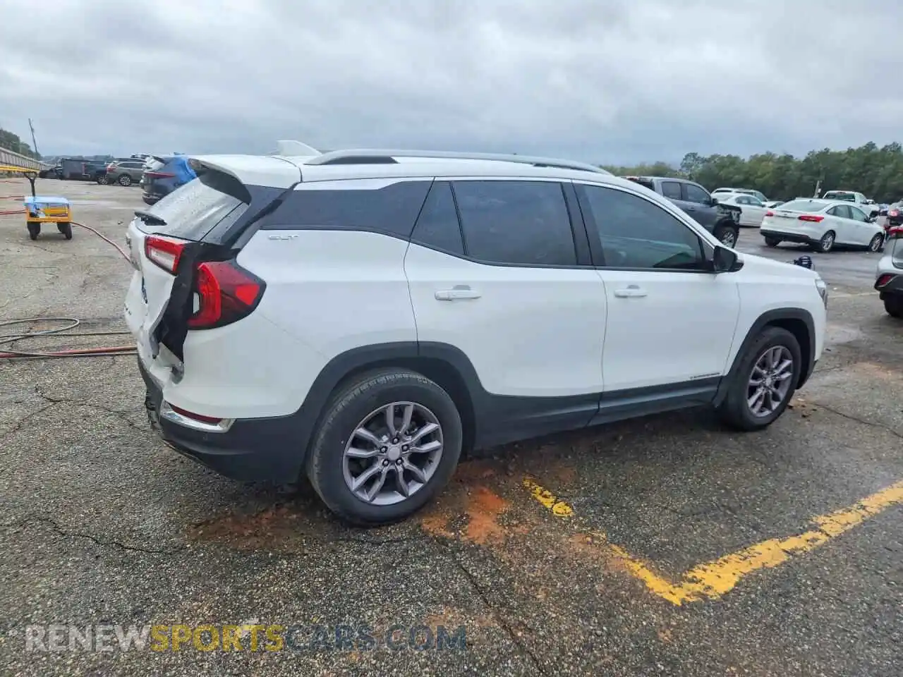 3 Photograph of a damaged car 3GKALPEG5PL267887 GMC TERRAIN 2023