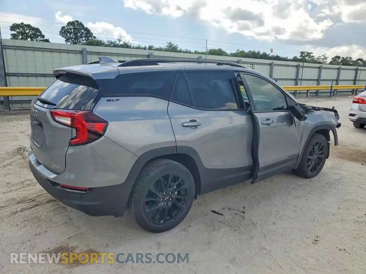 3 Photograph of a damaged car 3GKALPEG6PL244571 GMC TERRAIN 2023