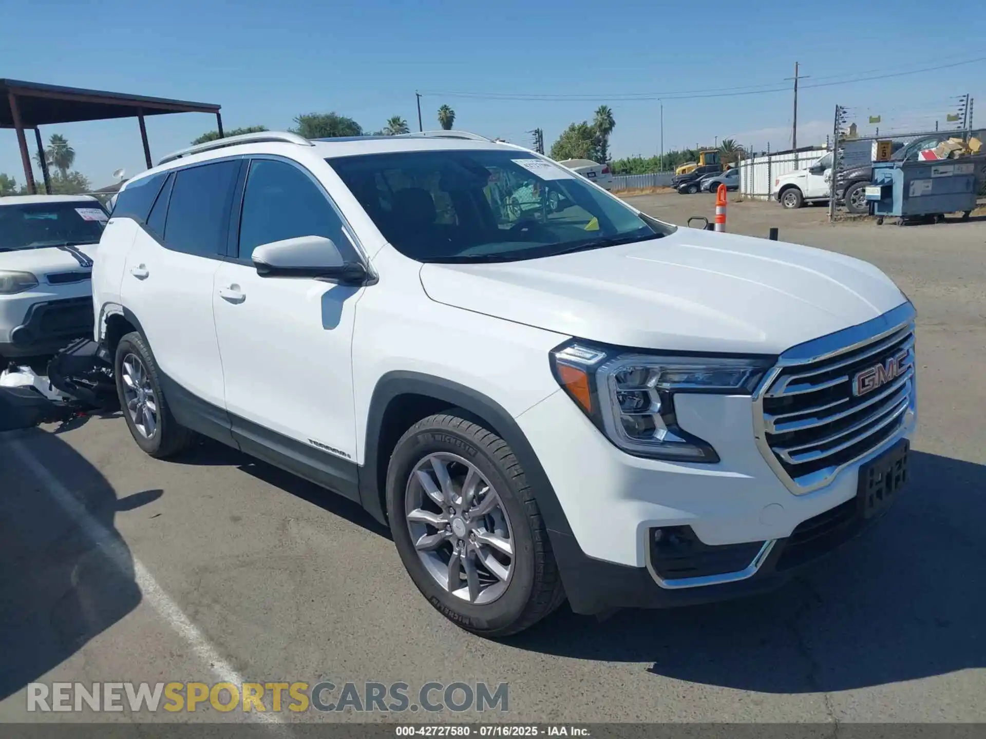 1 Photograph of a damaged car 3GKALPEG8PL212446 GMC TERRAIN 2023