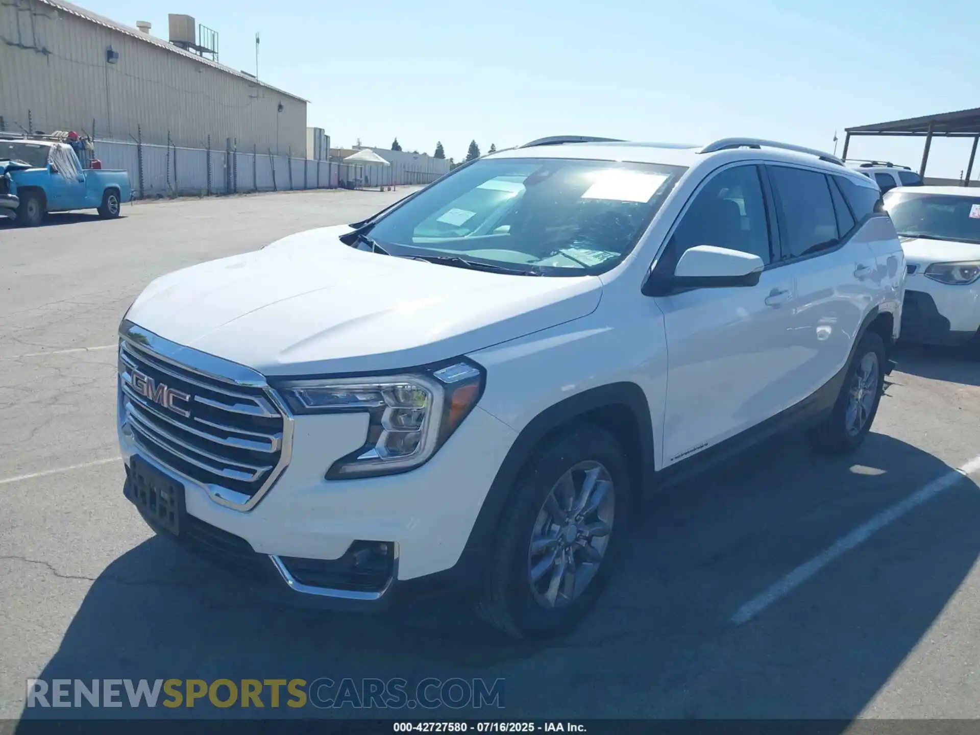 2 Photograph of a damaged car 3GKALPEG8PL212446 GMC TERRAIN 2023