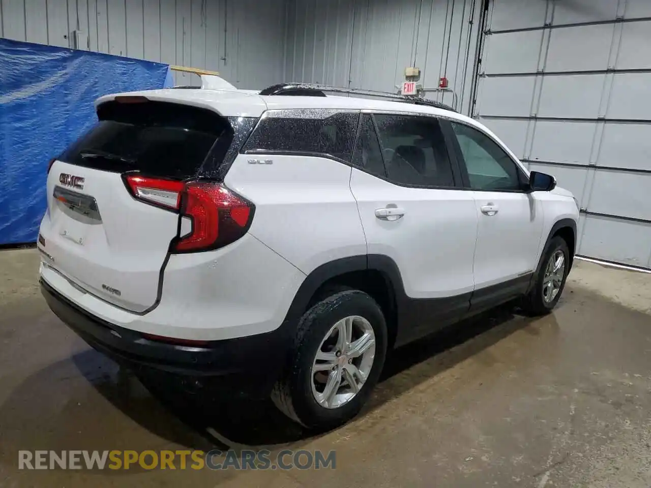 3 Photograph of a damaged car 3GKALTEG2PL158084 GMC TERRAIN 2023