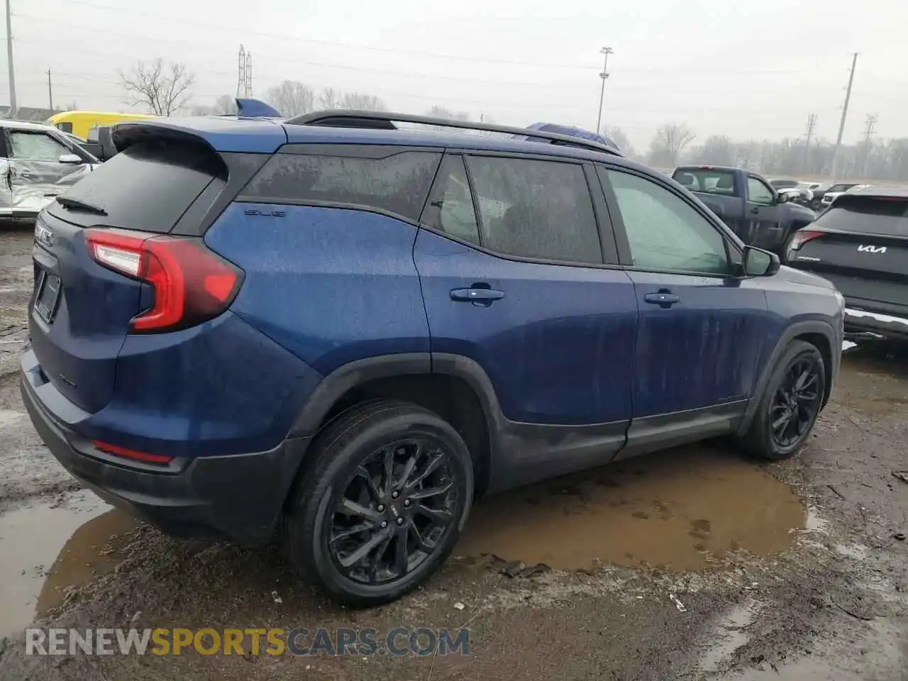 3 Photograph of a damaged car 3GKALTEG3PL103112 GMC TERRAIN 2023