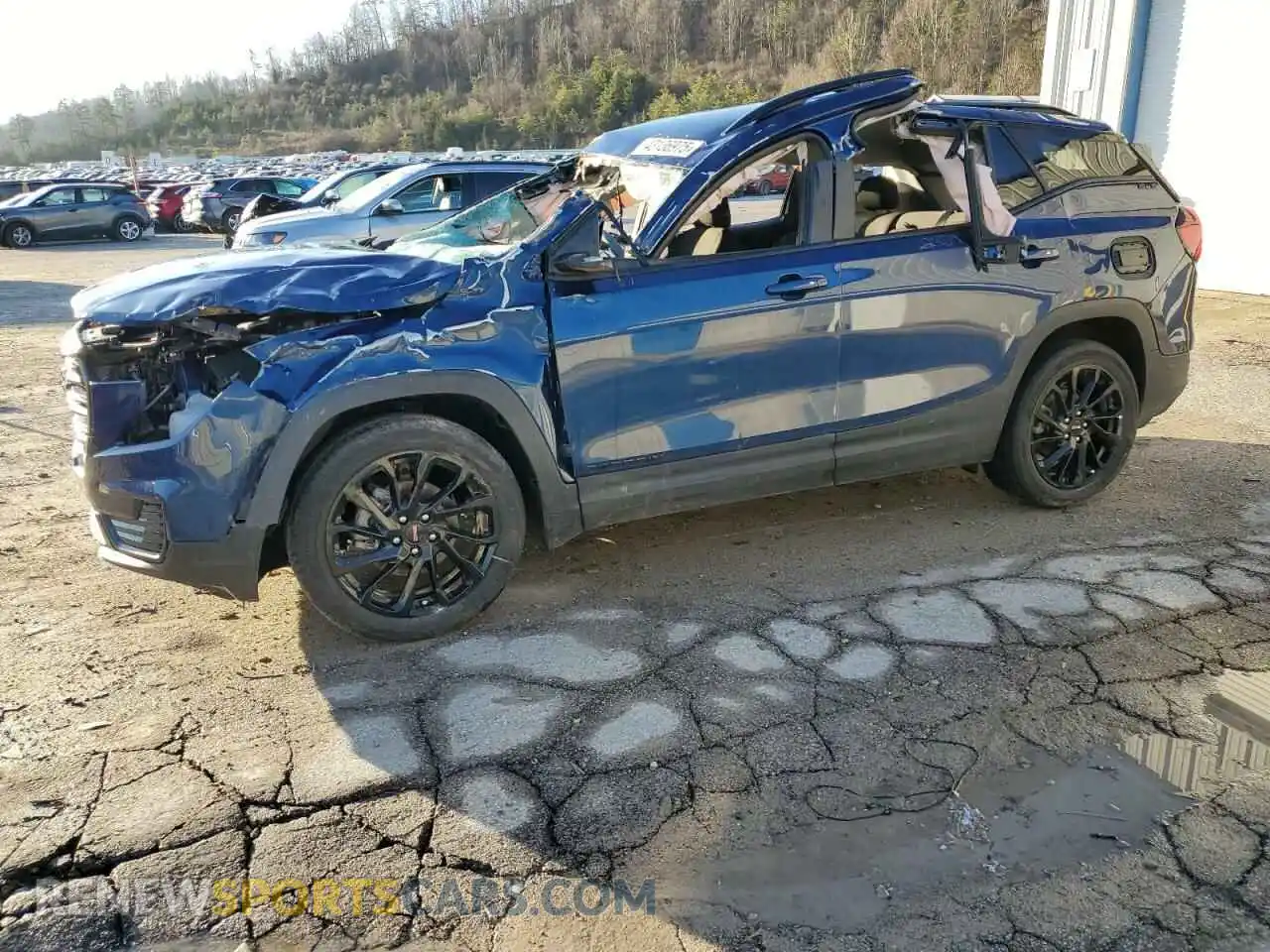 1 Photograph of a damaged car 3GKALTEG4PL101885 GMC TERRAIN 2023