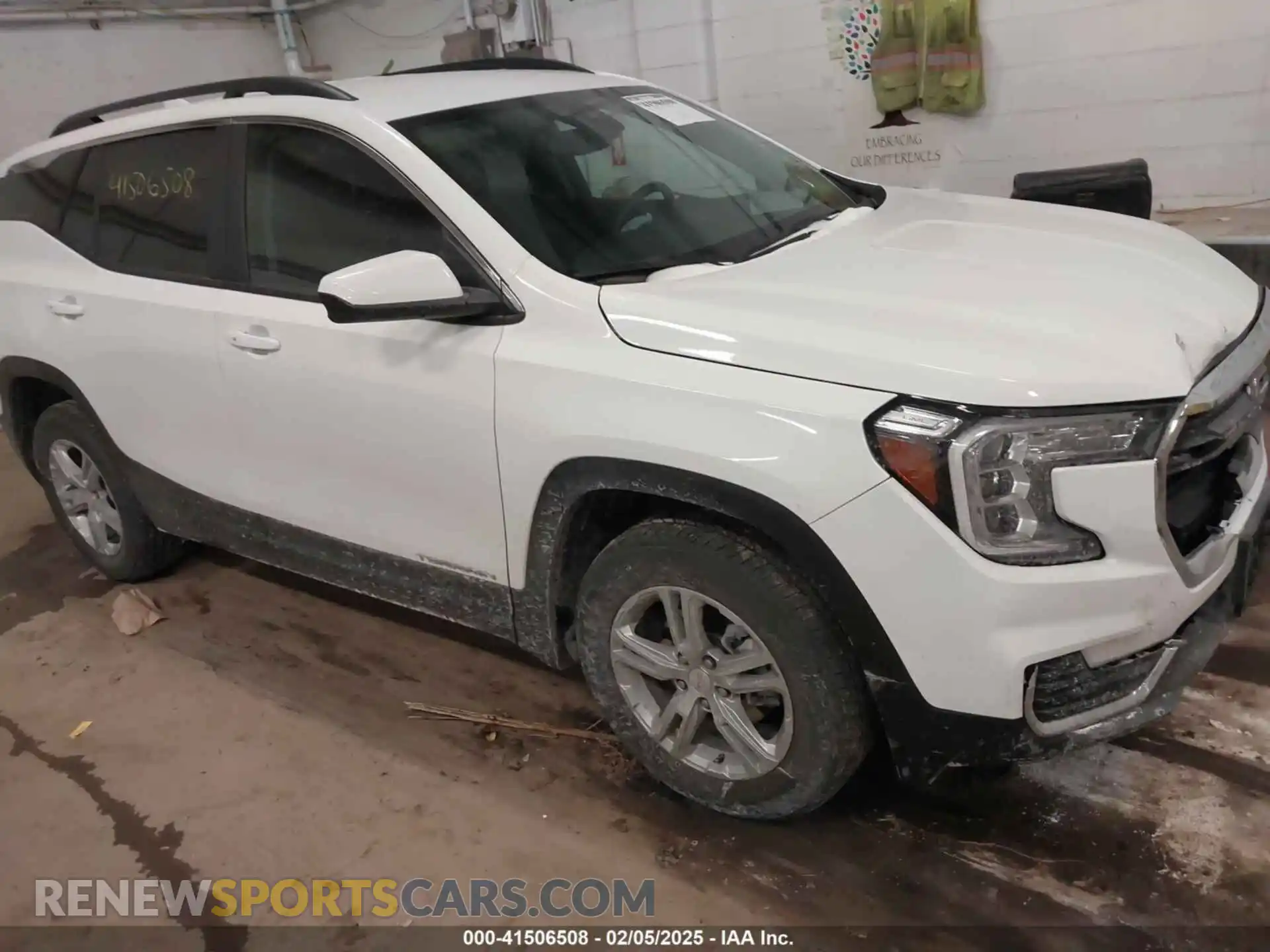 1 Photograph of a damaged car 3GKALTEG4PL169930 GMC TERRAIN 2023