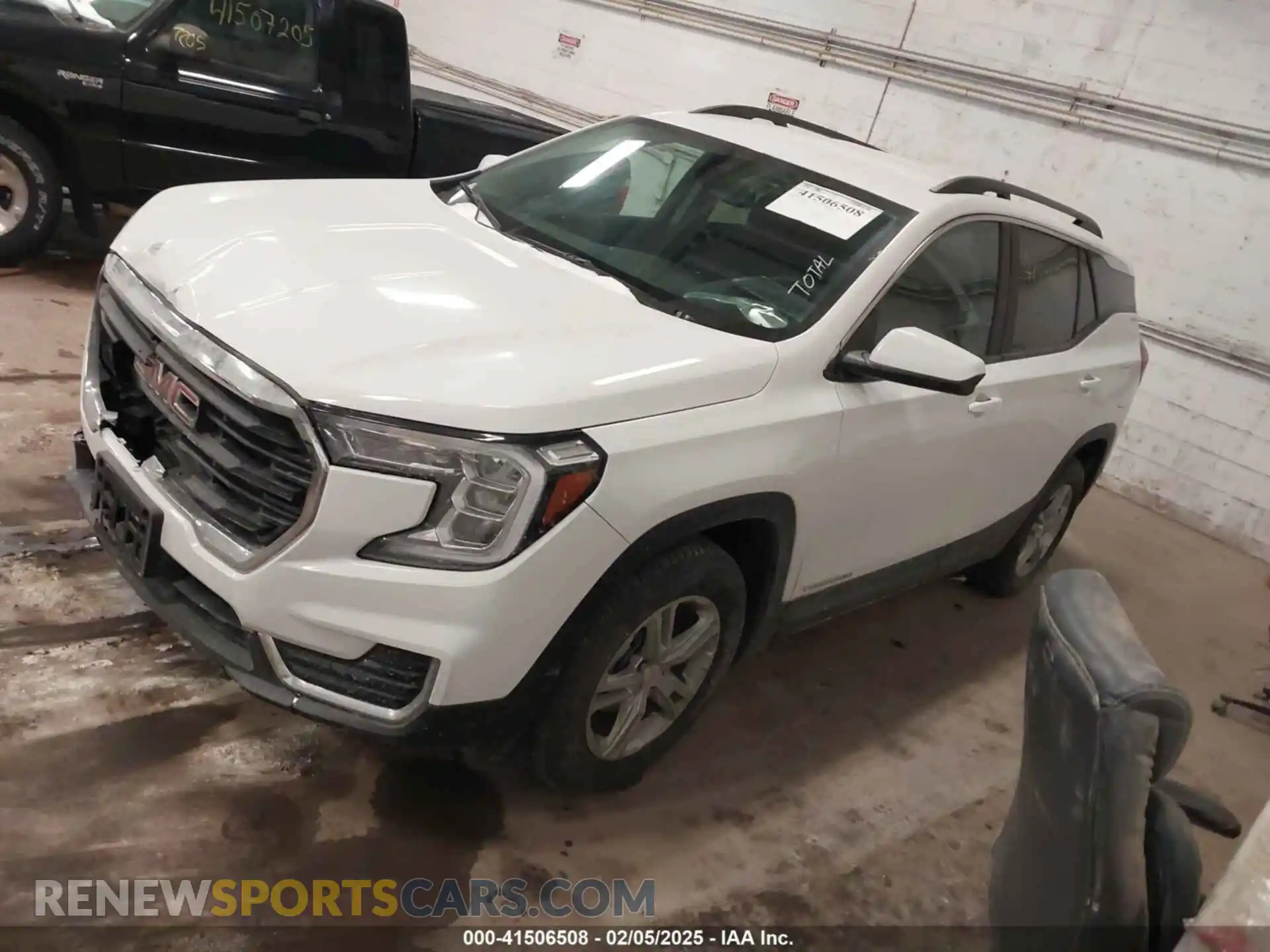 2 Photograph of a damaged car 3GKALTEG4PL169930 GMC TERRAIN 2023
