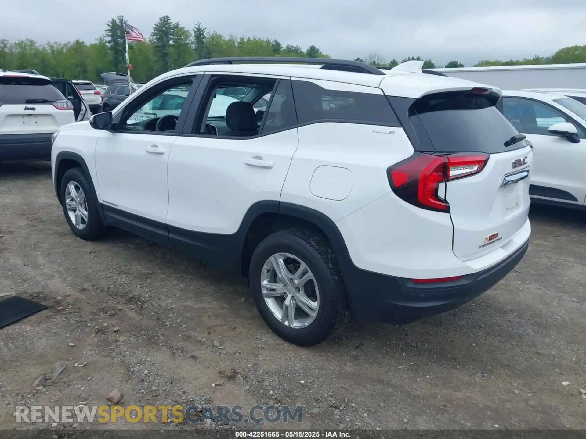 3 fotografías del automóvil dañado 3GKALTEG4PL232136 GMC TERRAIN 2023