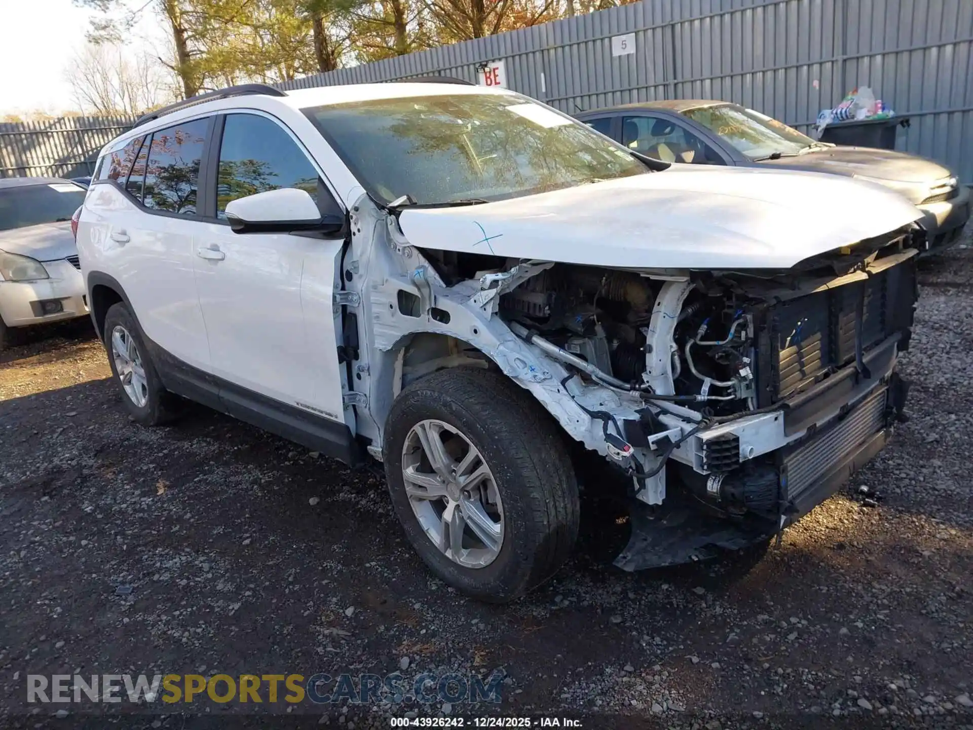 1 Photograph of a damaged car 3GKALTEG5PL257739 GMC TERRAIN 2023