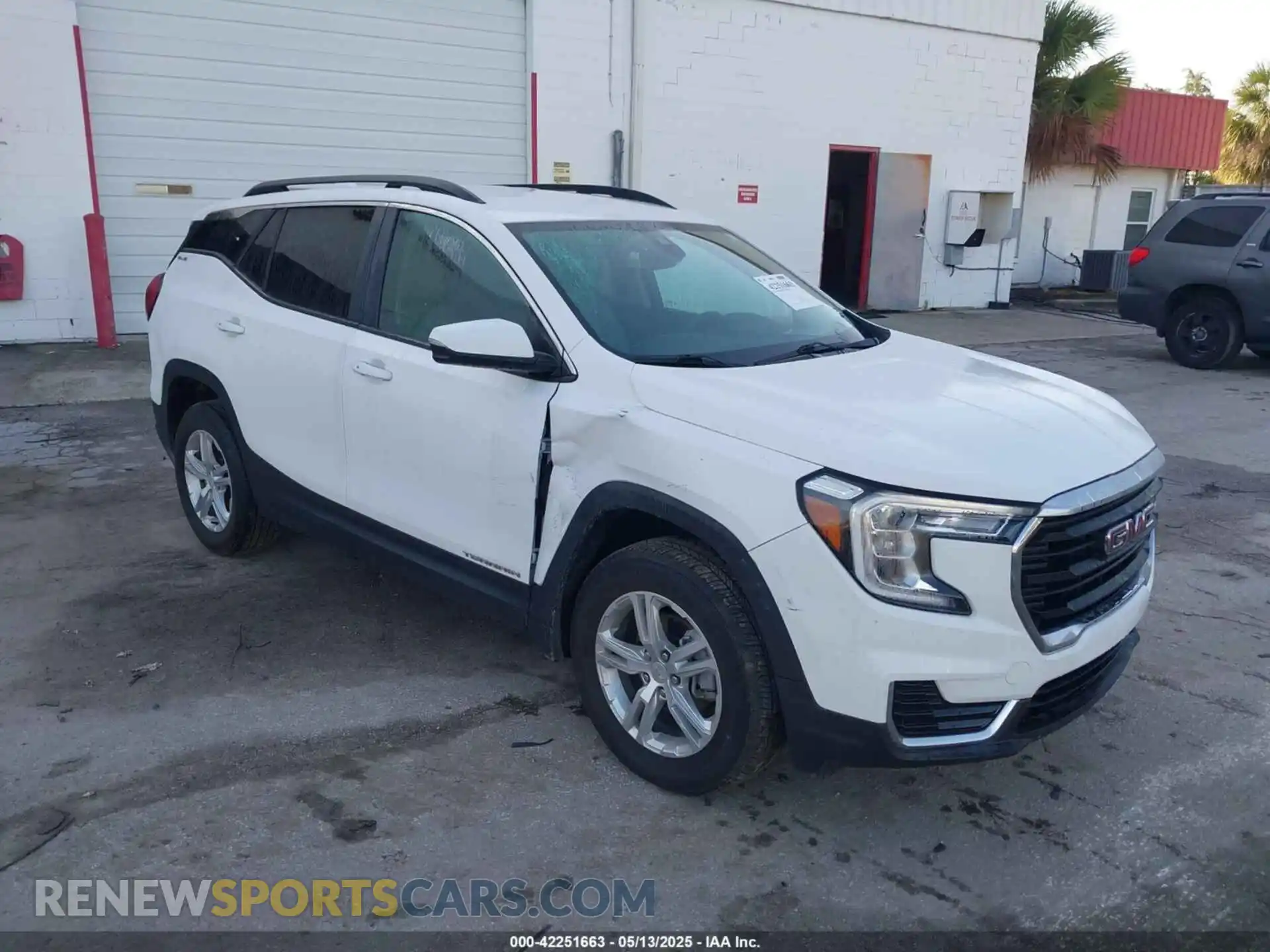 1 Photograph of a damaged car 3GKALTEG7PL237931 GMC TERRAIN 2023