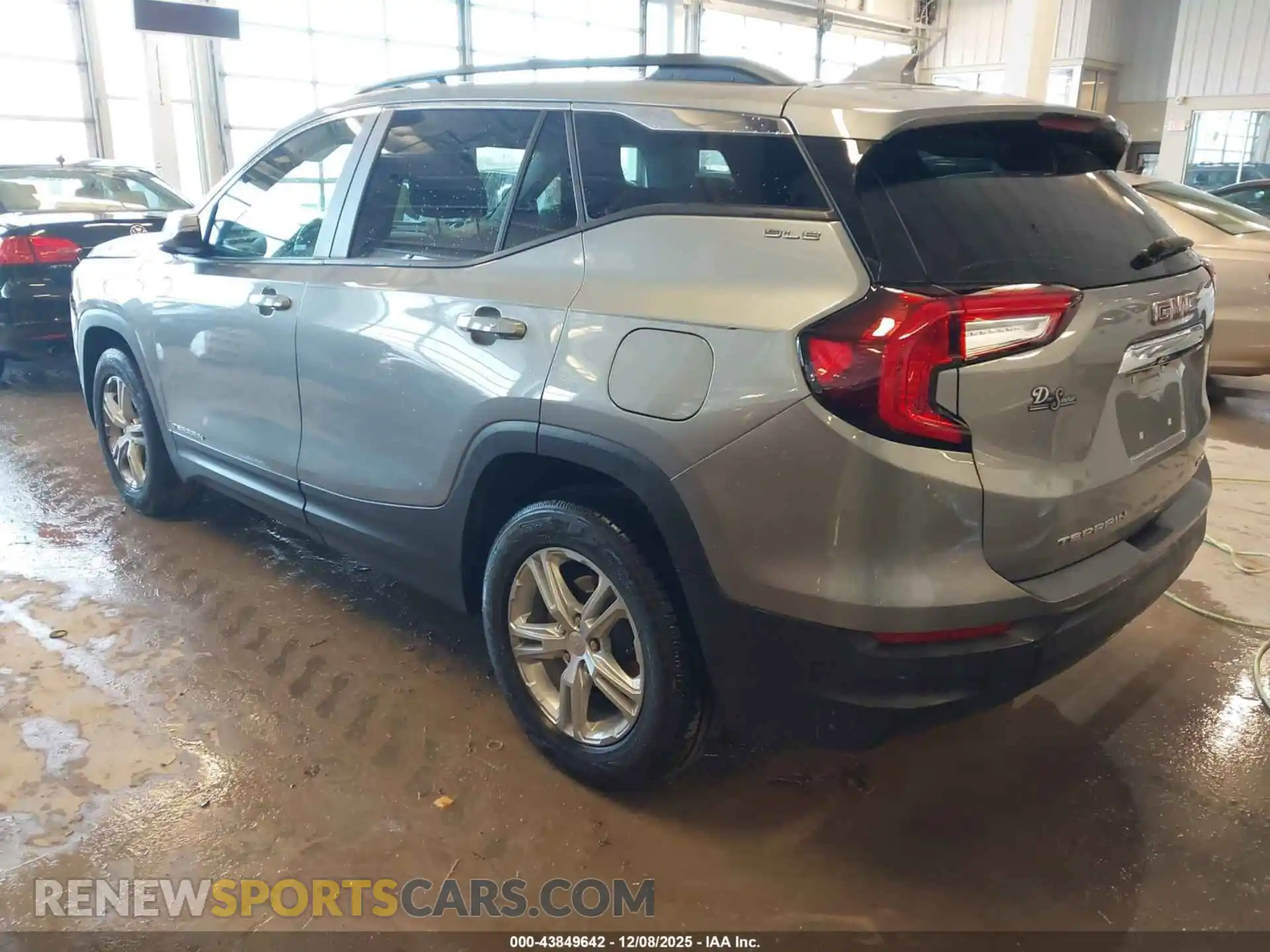 3 Photograph of a damaged car 3GKALTEG8PL122321 GMC TERRAIN 2023