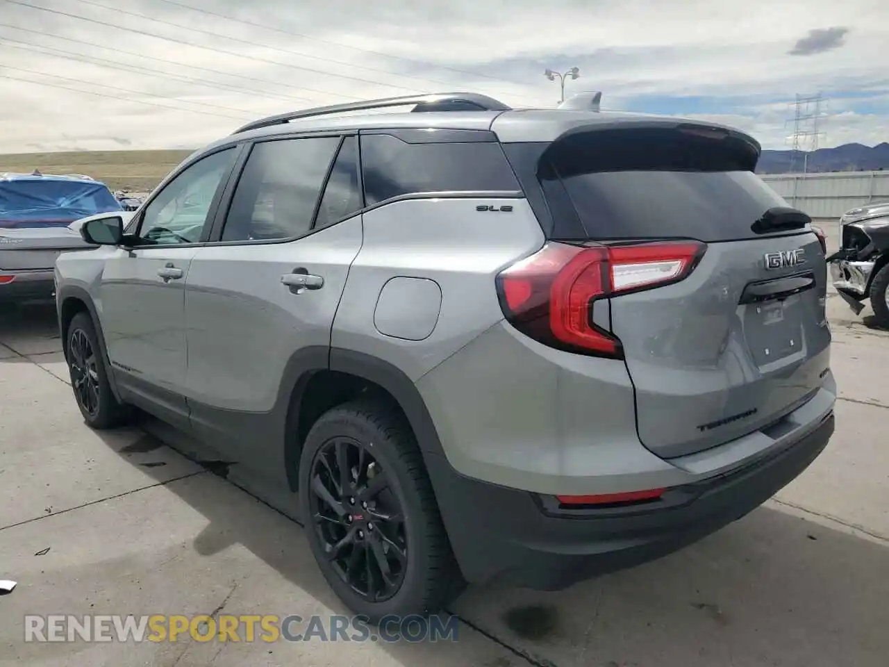 2 Photograph of a damaged car 3GKALTEG9PL197285 GMC TERRAIN 2023