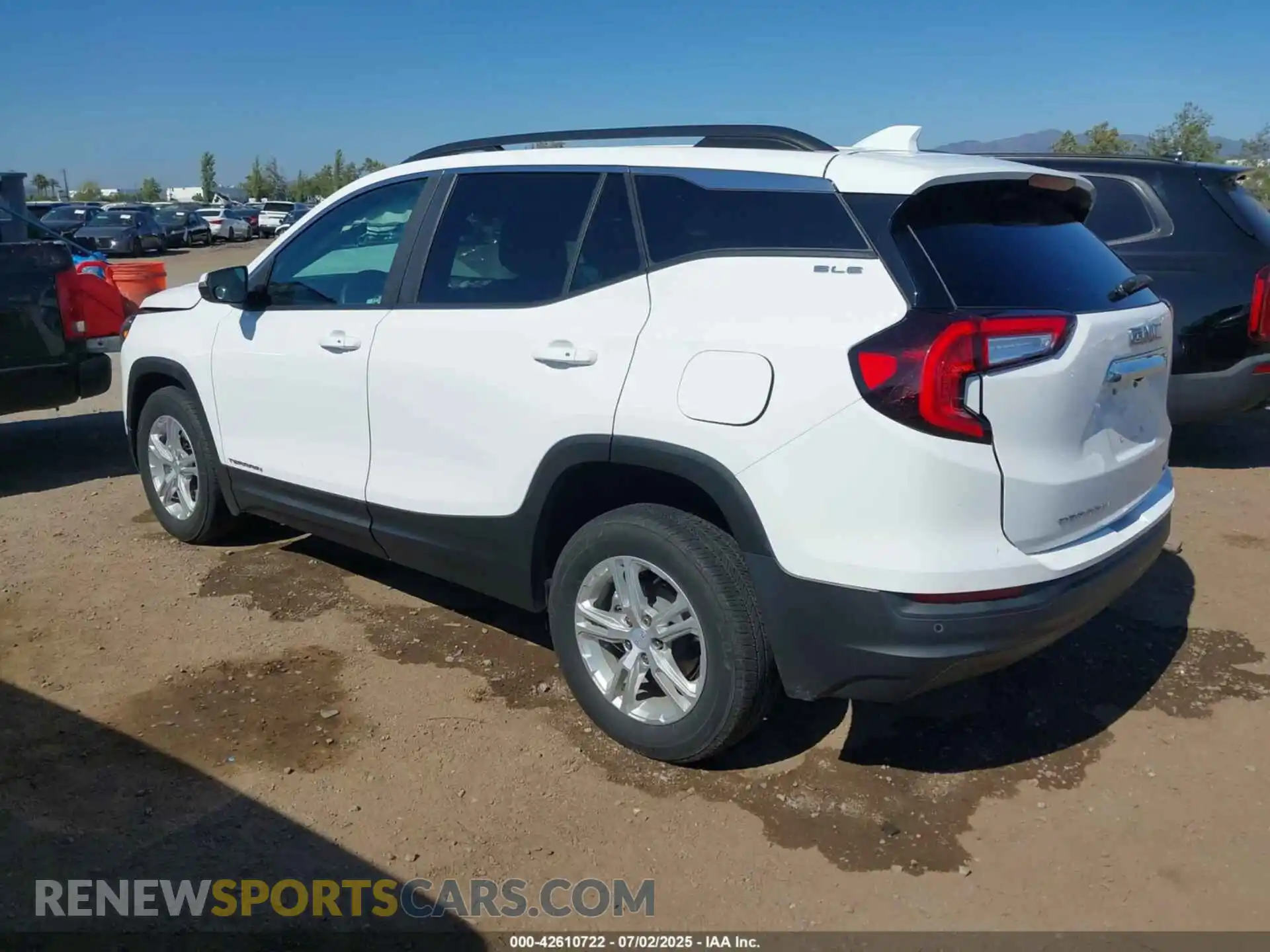 3 Photograph of a damaged car 3GKALTEG9PL229197 GMC TERRAIN 2023