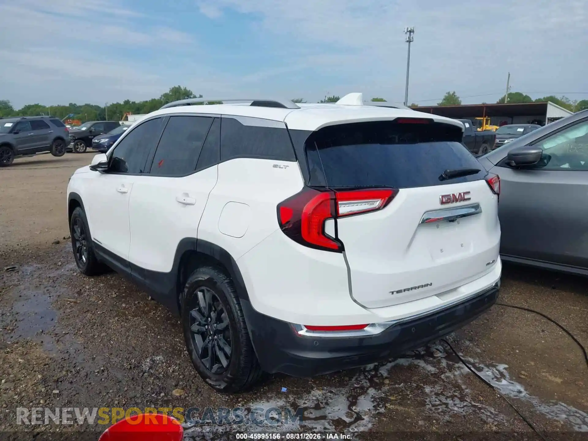 3 Фотография поврежденного автомобиля 3GKALVEG1PL232512 GMC TERRAIN 2023