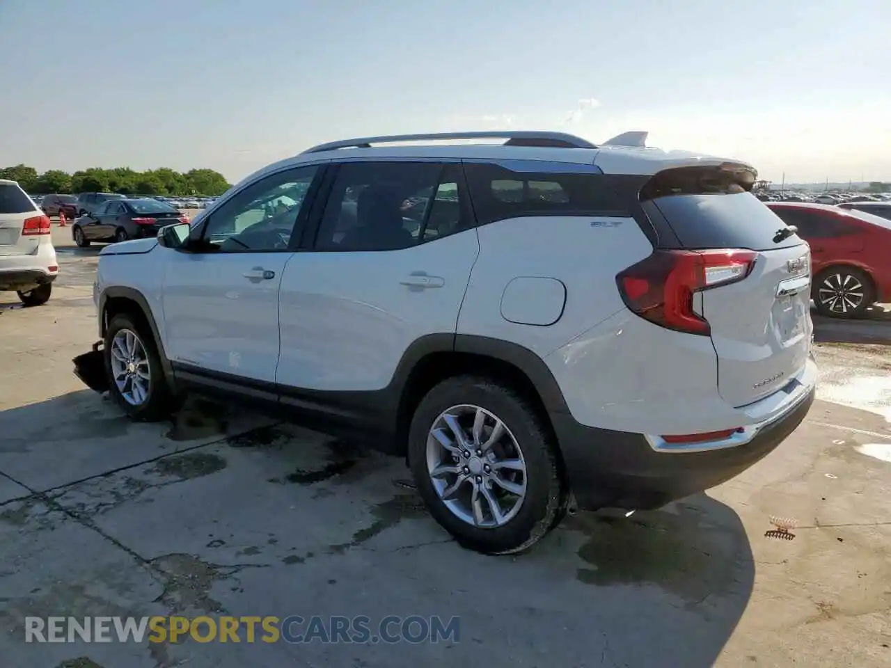 2 Photograph of a damaged car 3GKALVEG3PL134047 GMC TERRAIN 2023