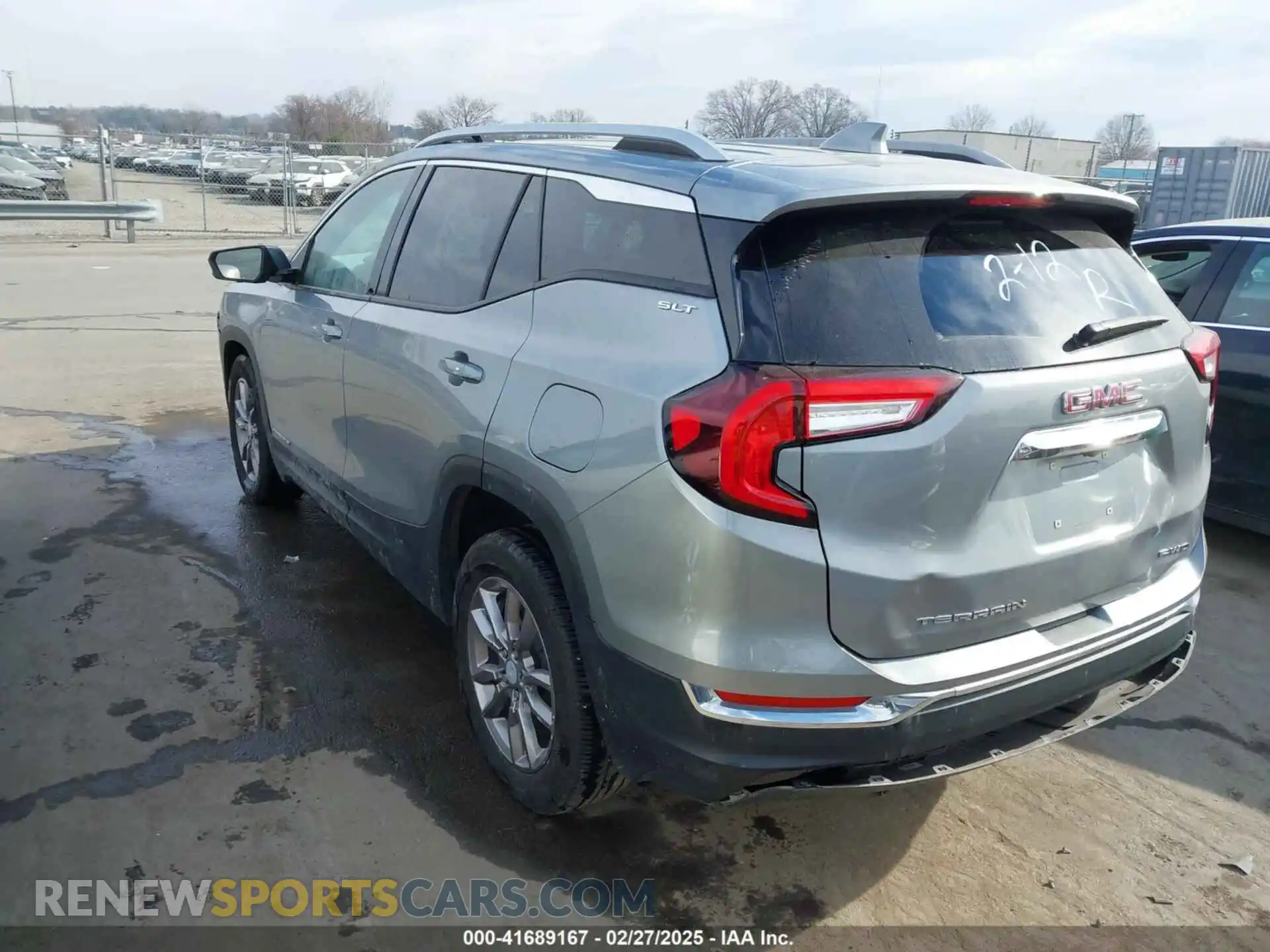 3 Photograph of a damaged car 3GKALVEG5PL198459 GMC TERRAIN 2023