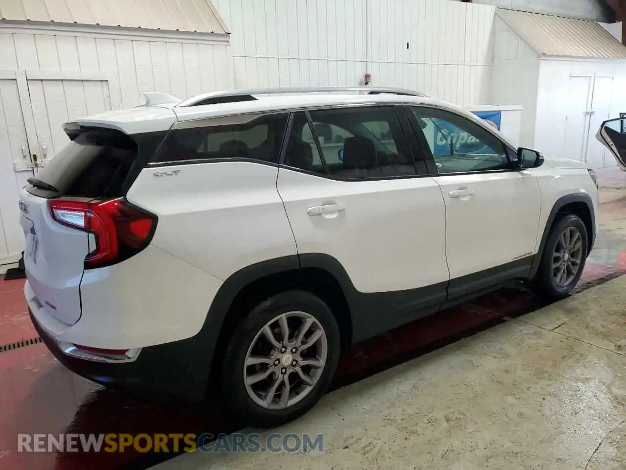 3 Photograph of a damaged car 3GKALVEG6PL137475 GMC TERRAIN 2023