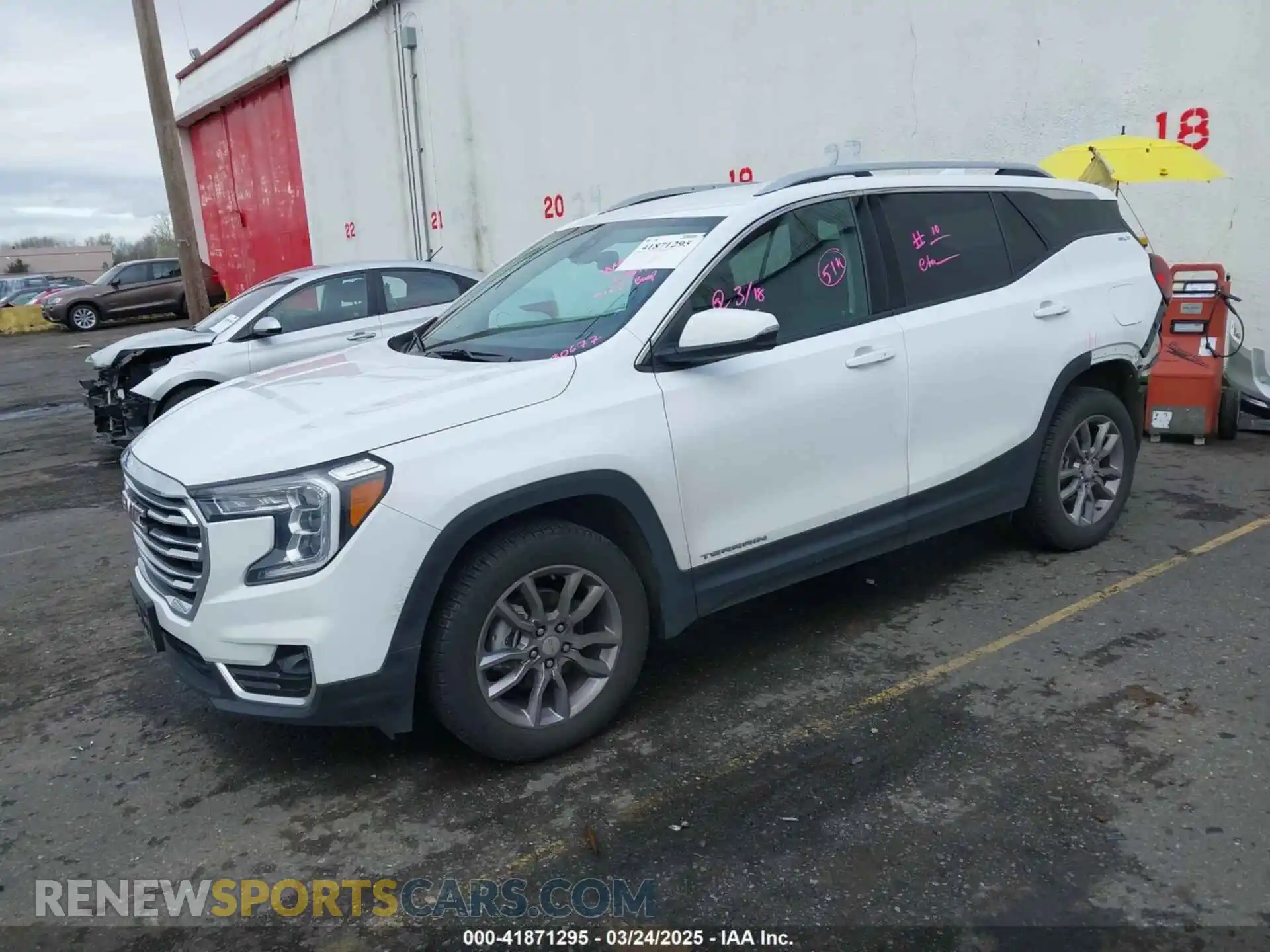 2 Фотография поврежденного автомобиля 3GKALVEG9PL181051 GMC TERRAIN 2023