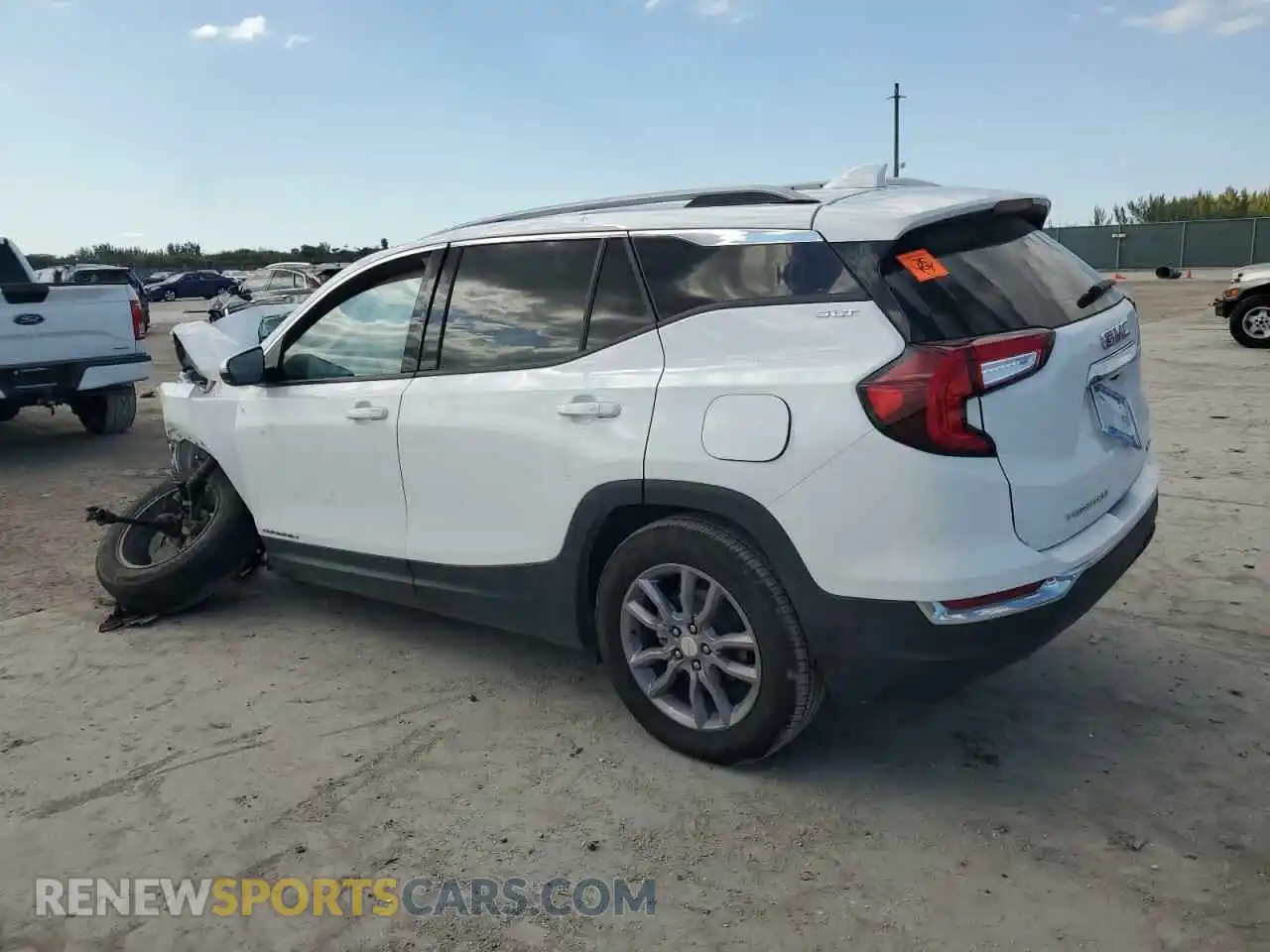 2 Photograph of a damaged car 3GKALVEGXPL172228 GMC TERRAIN 2023