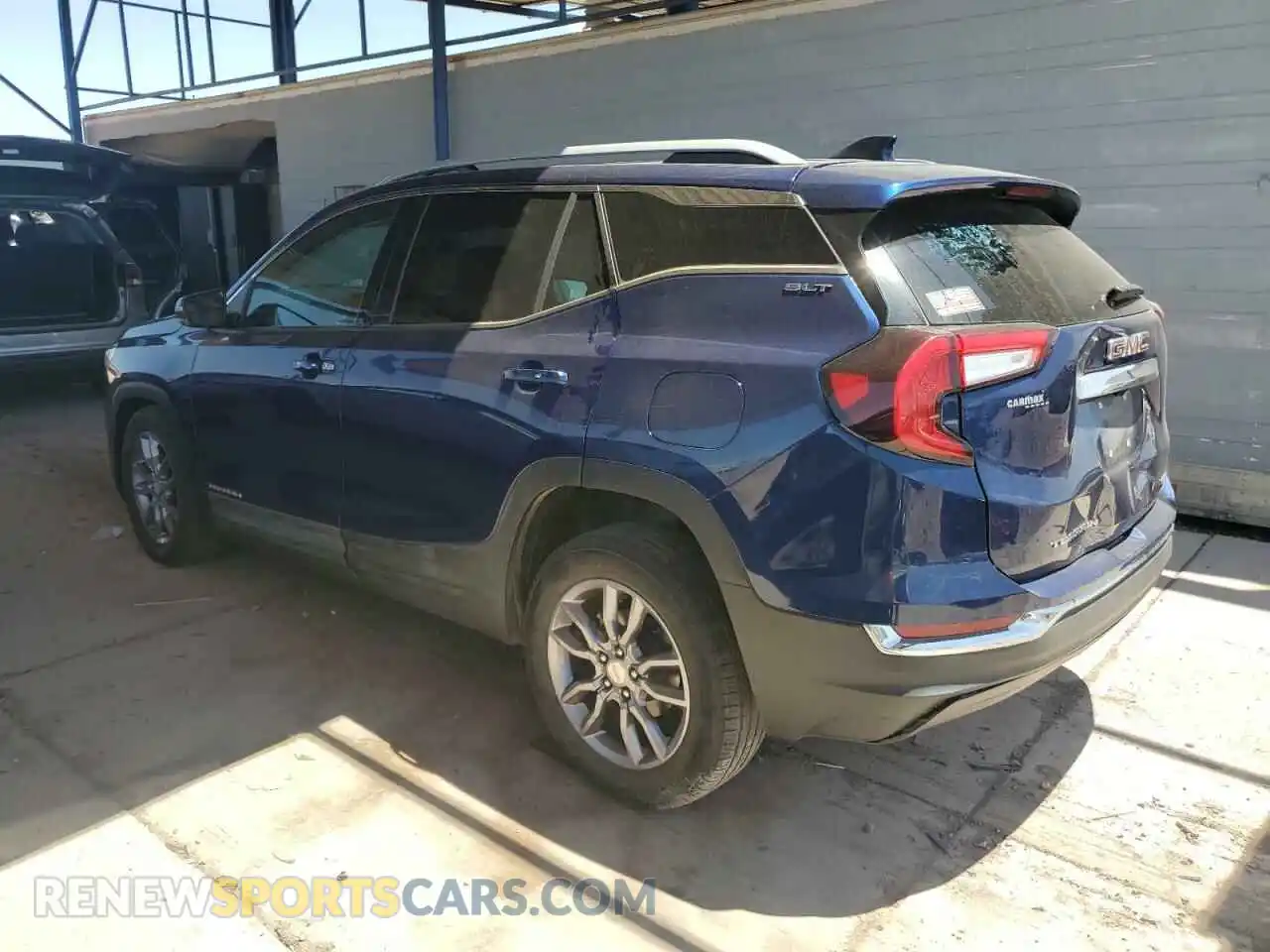 2 Photograph of a damaged car 3GKALVEGXPL190082 GMC TERRAIN 2023