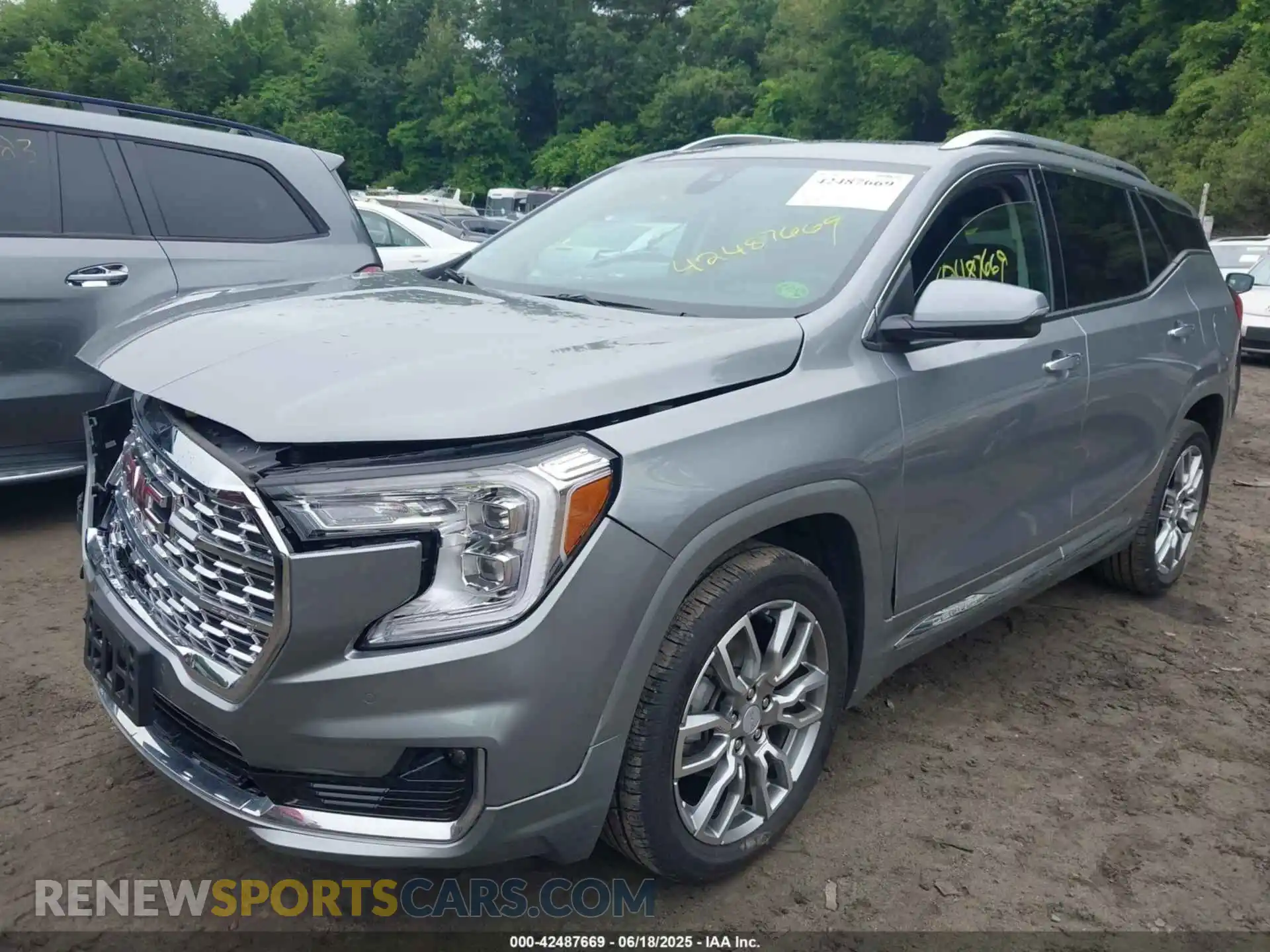 2 Photograph of a damaged car 3GKALXEG0PL144904 GMC TERRAIN 2023