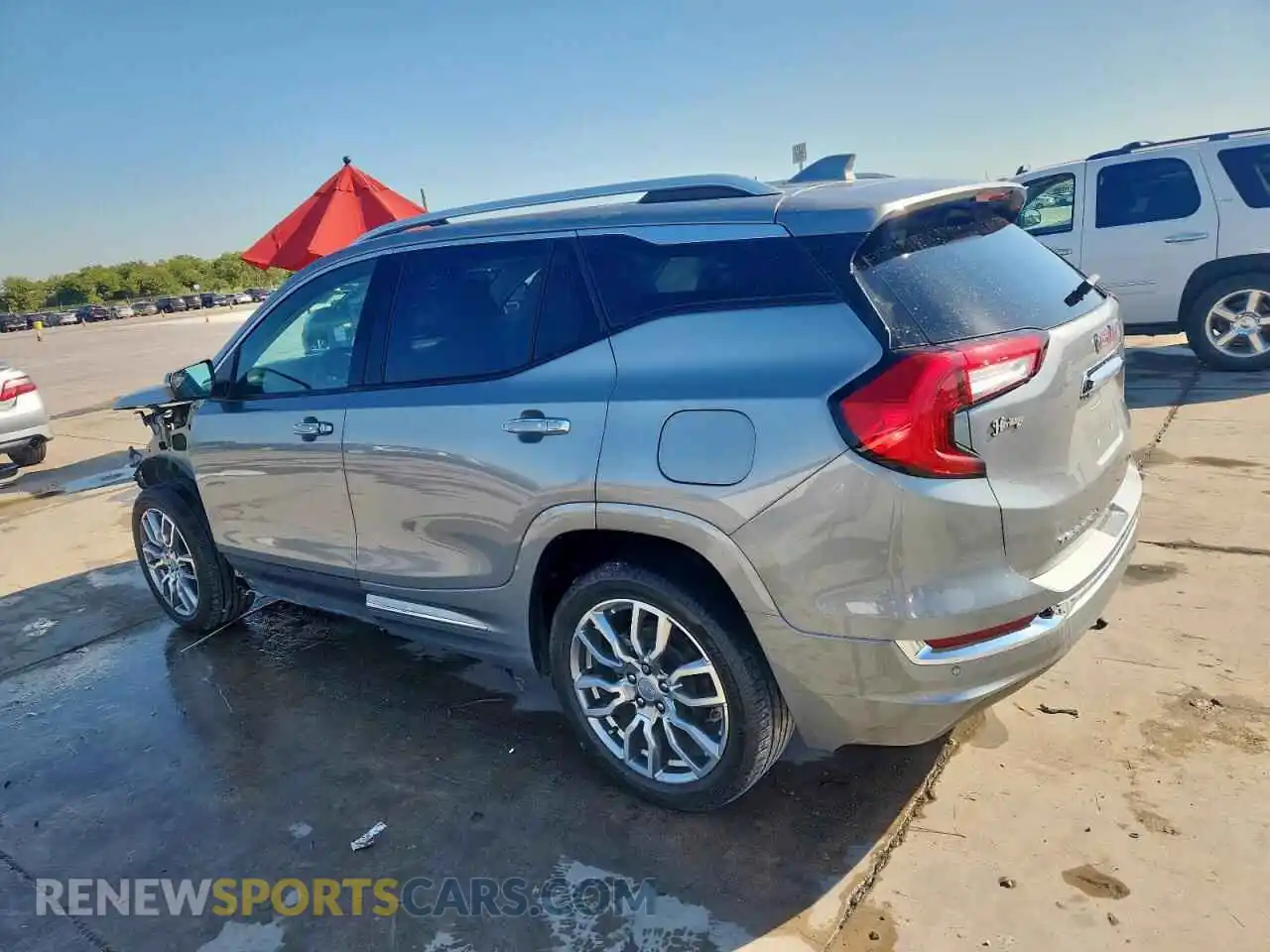 2 Photograph of a damaged car 3GKALXEG2PL156651 GMC TERRAIN 2023