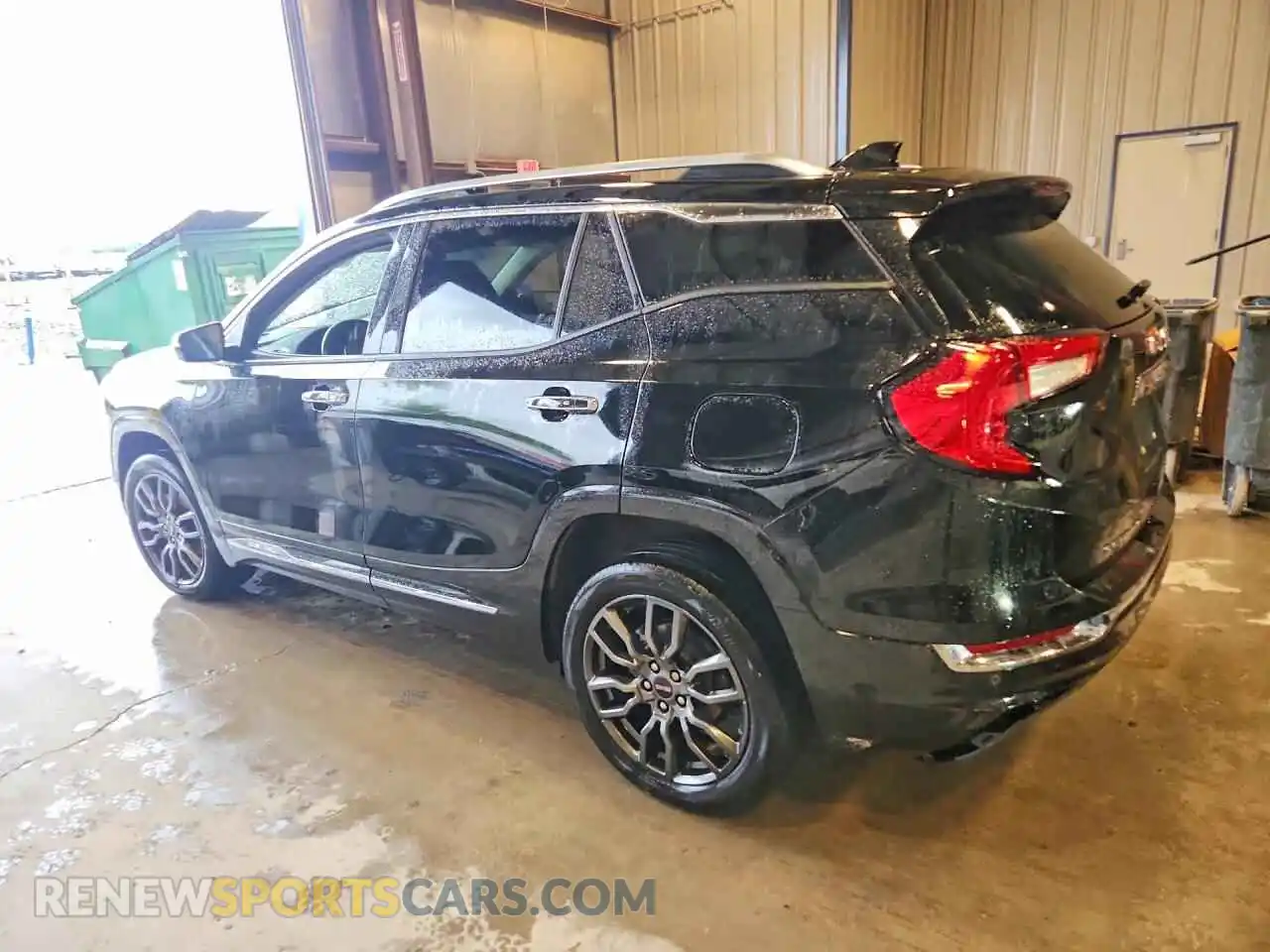 2 Фотография поврежденного автомобиля 3GKALXEG5PL105029 GMC TERRAIN 2023