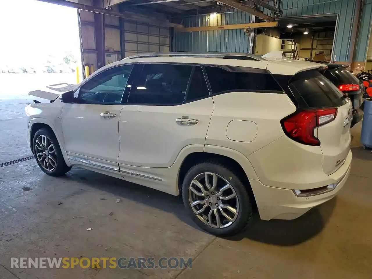 2 fotografías del automóvil dañado 3GKALXEG6PL158614 GMC TERRAIN 2023