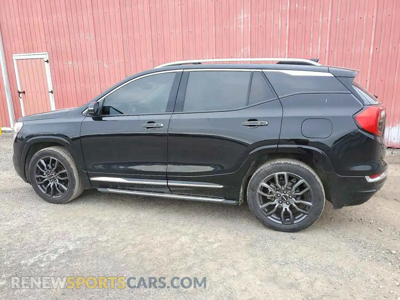 2 fotografías del automóvil dañado 3GKALXEG8PL135335 GMC TERRAIN 2023