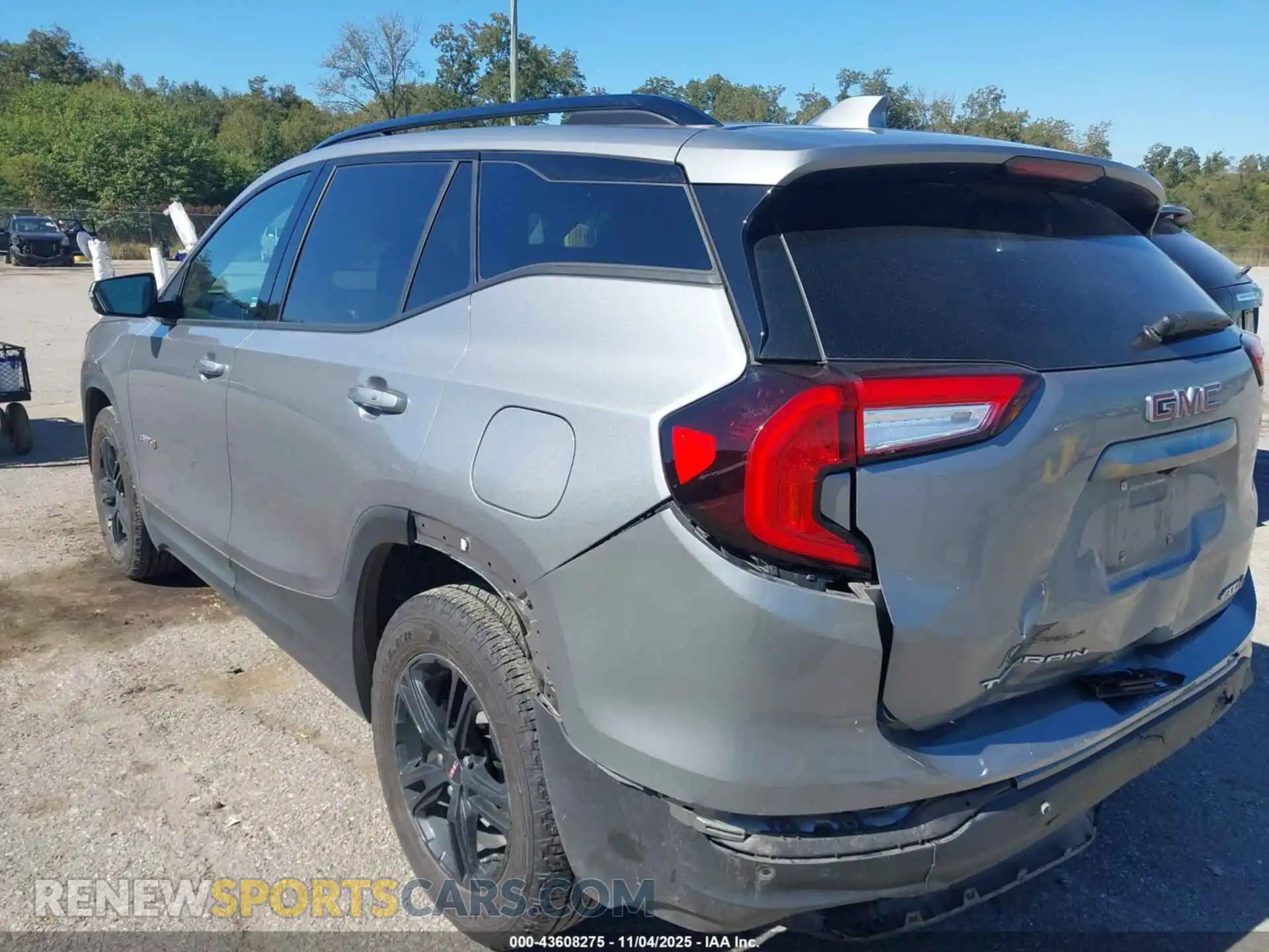3 Photograph of a damaged car 3GKALYEG0PL236942 GMC TERRAIN 2023