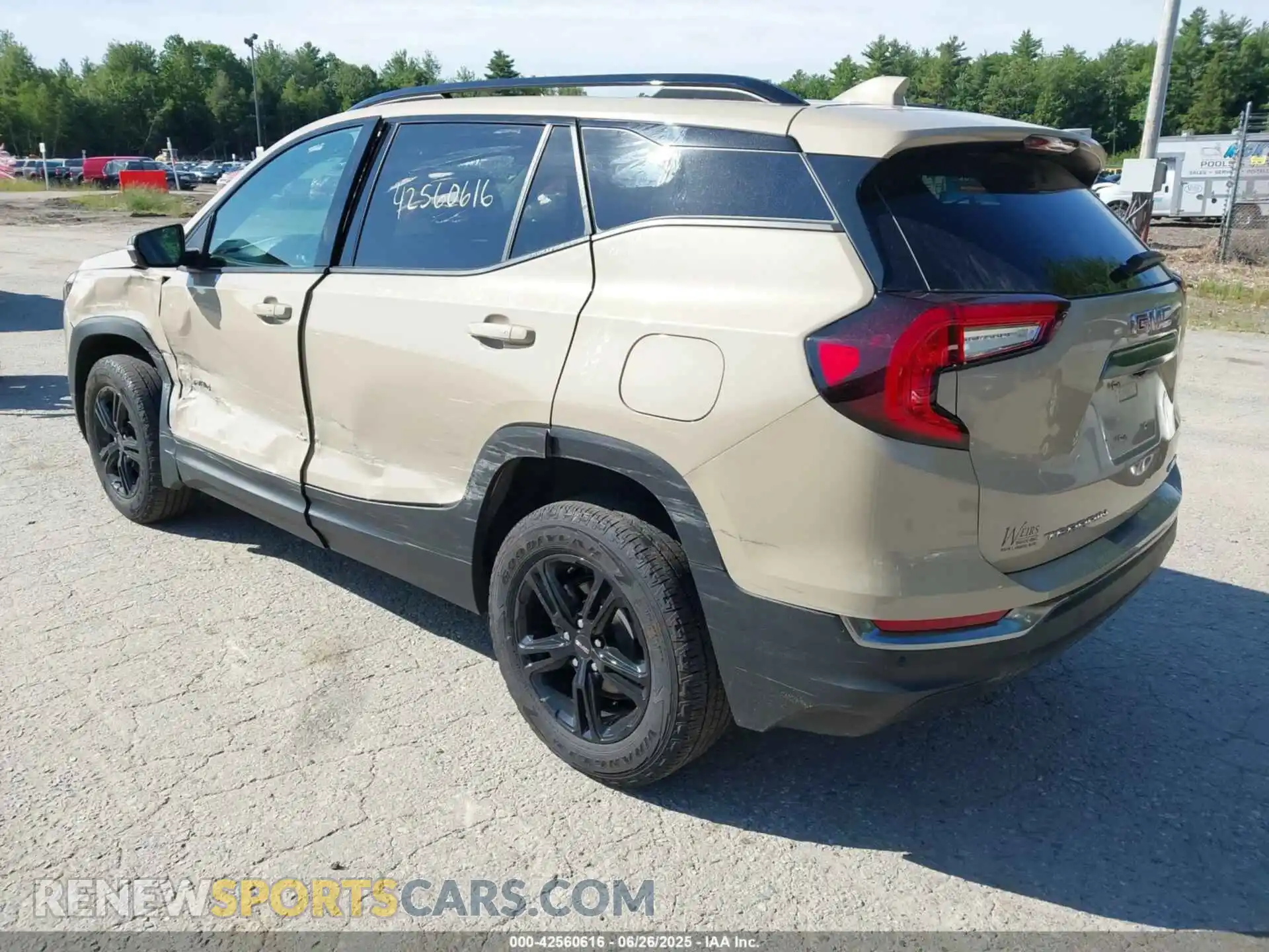 3 Photograph of a damaged car 3GKALYEG1PL132847 GMC TERRAIN 2023