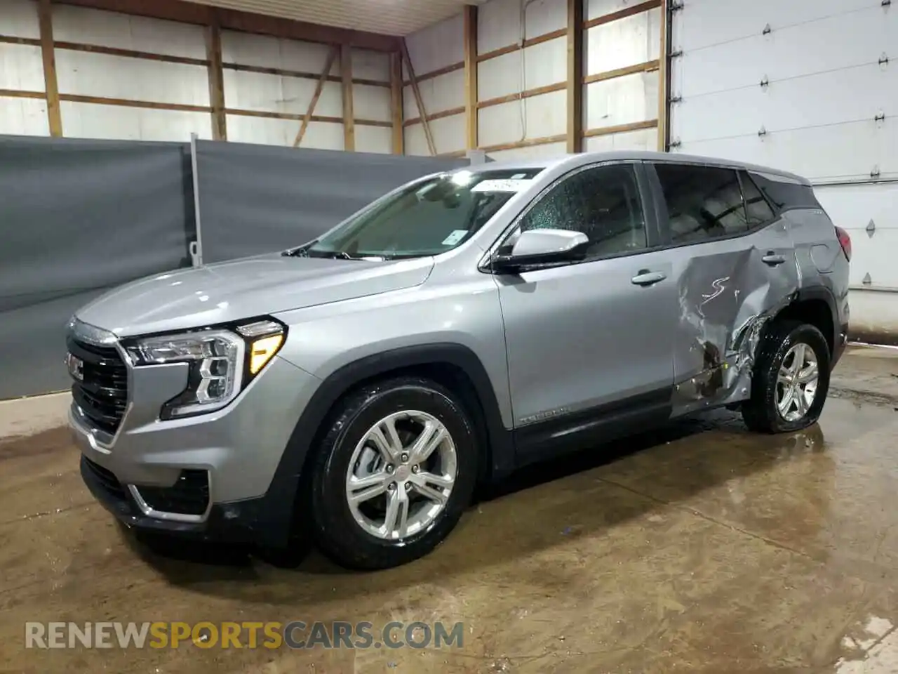 1 Photograph of a damaged car 3GKALMEG0RL372967 GMC TERRAIN 2024
